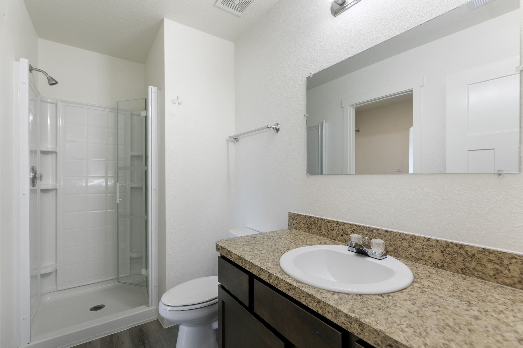 21155 Gosling Road 10b Property Photo 18