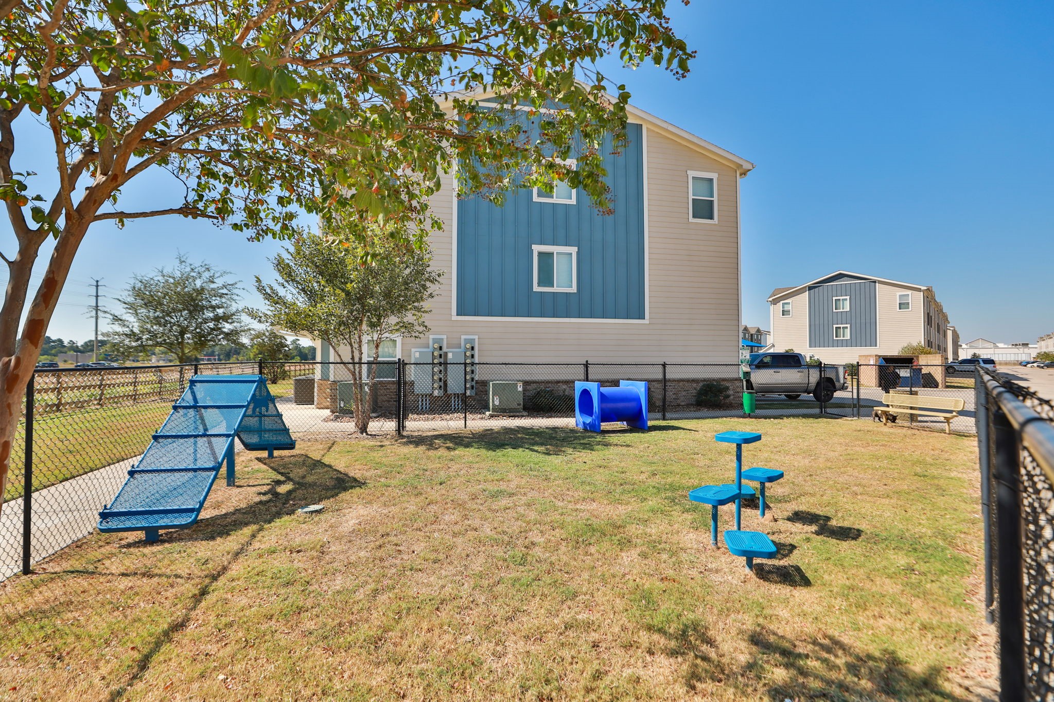 21155 Gosling Road 10b Property Photo 25