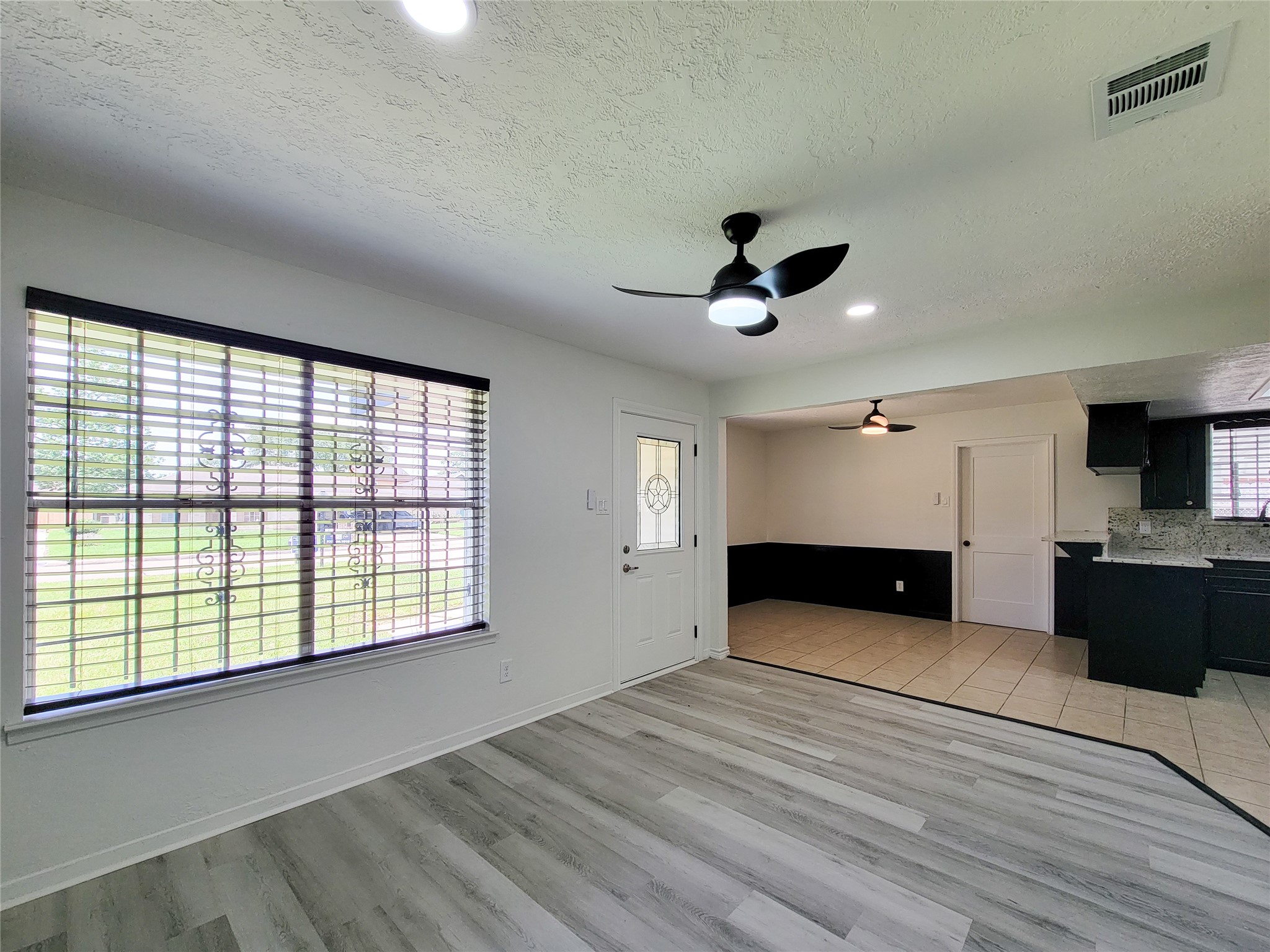 10614 Bainbridge Street Property Photo 6