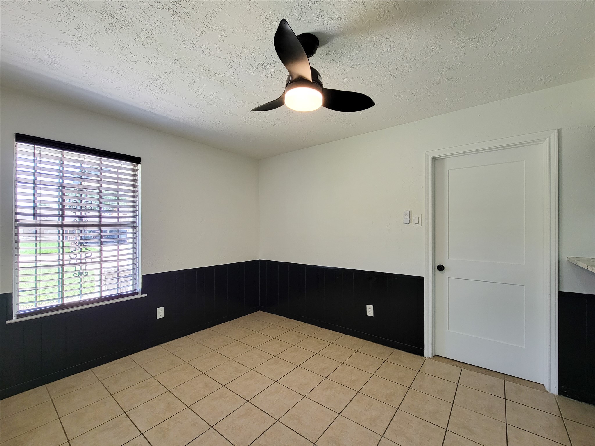10614 Bainbridge Street Property Photo 7