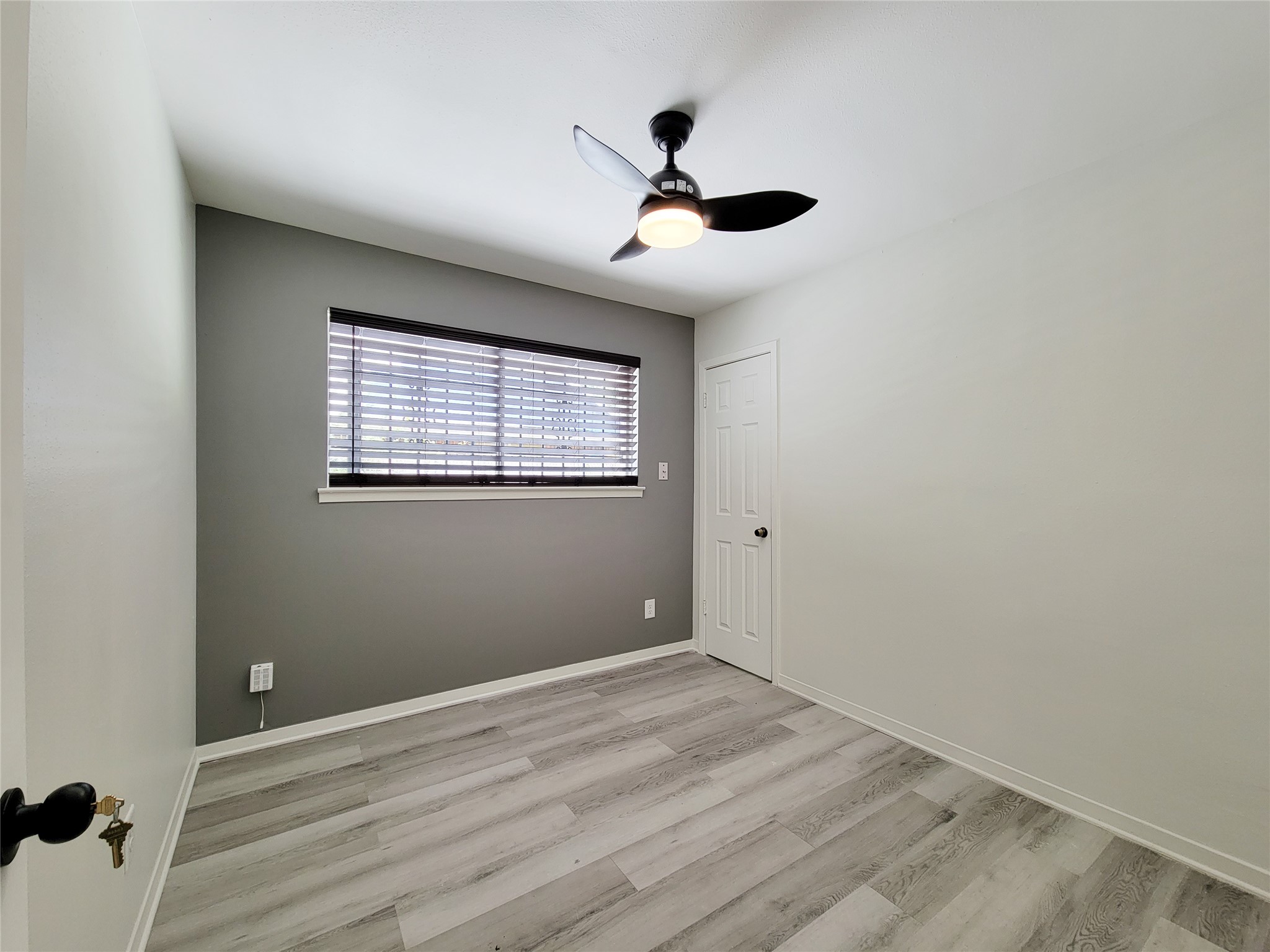 10614 Bainbridge Street Property Photo 18