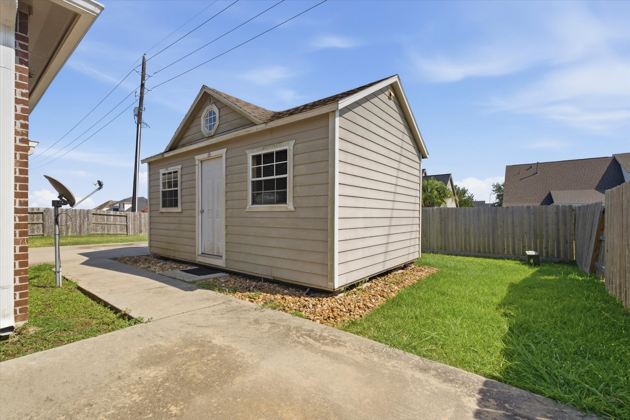13930 Hawthorne Circle Property Photo 17