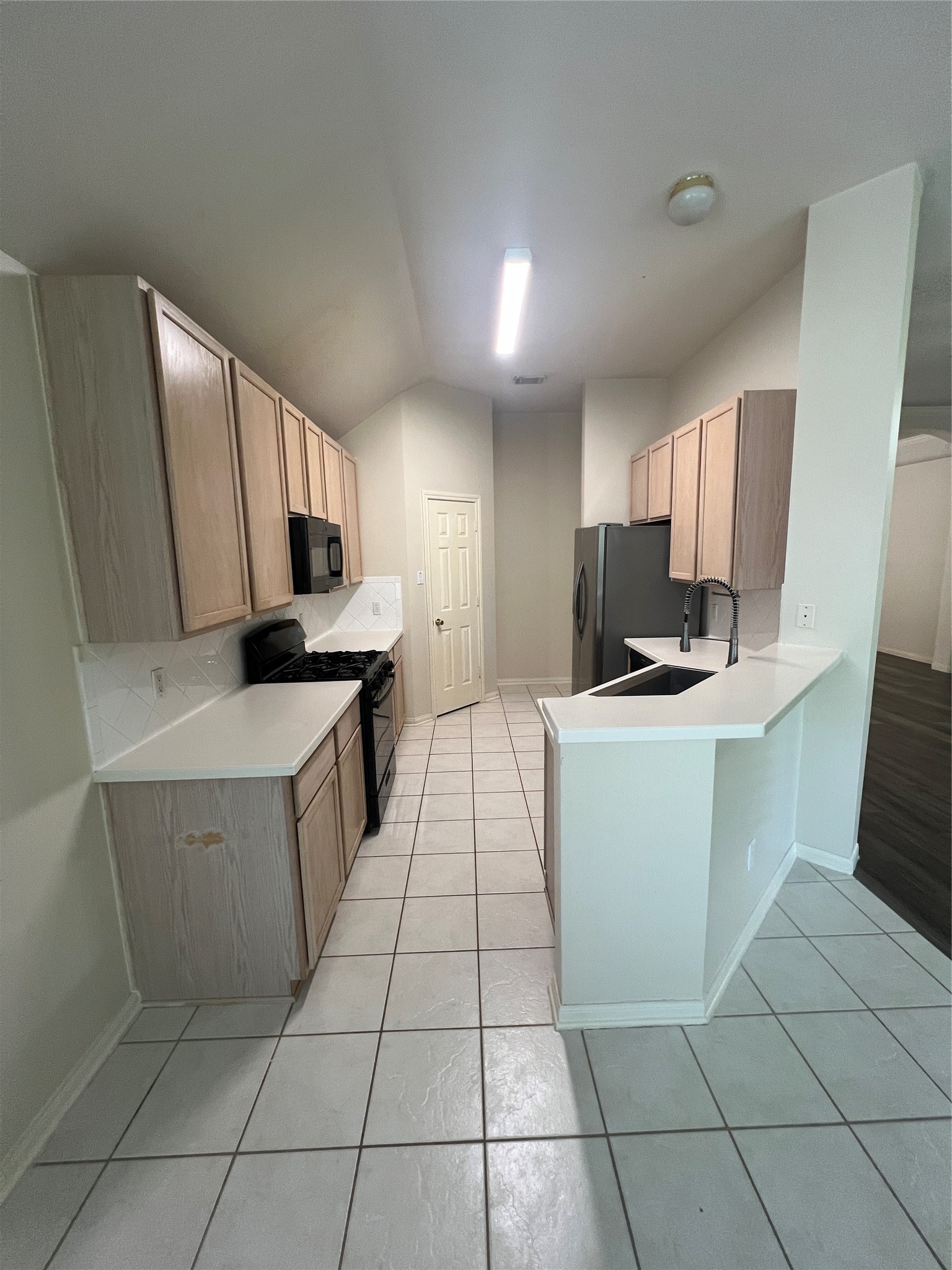 18518 Dural Drive Property Photo 6