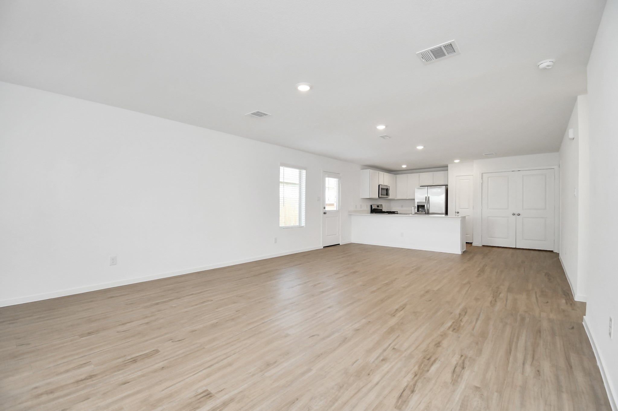 1615 Windrose Bend Property Photo 7