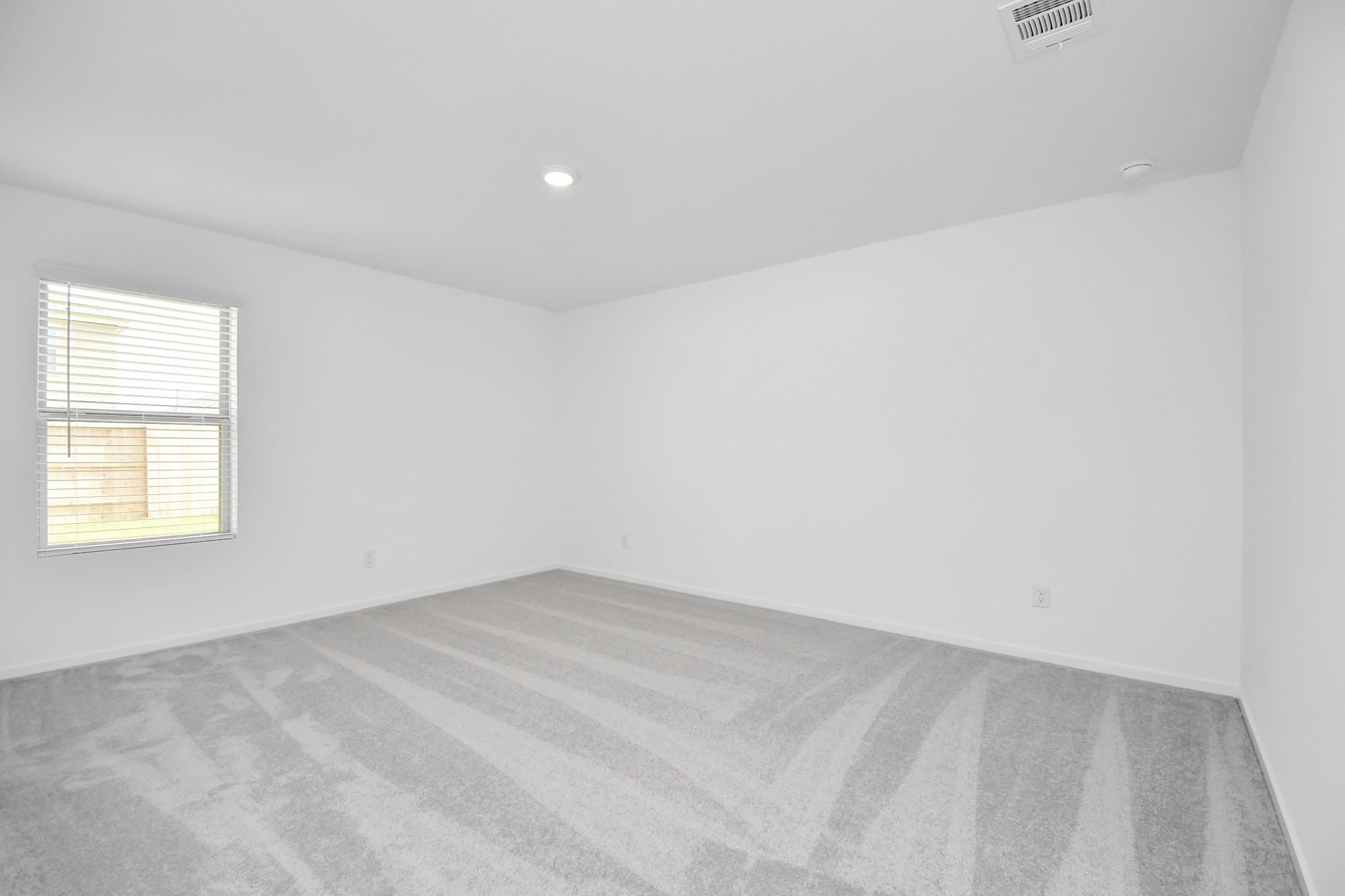 1615 Windrose Bend Property Photo 19
