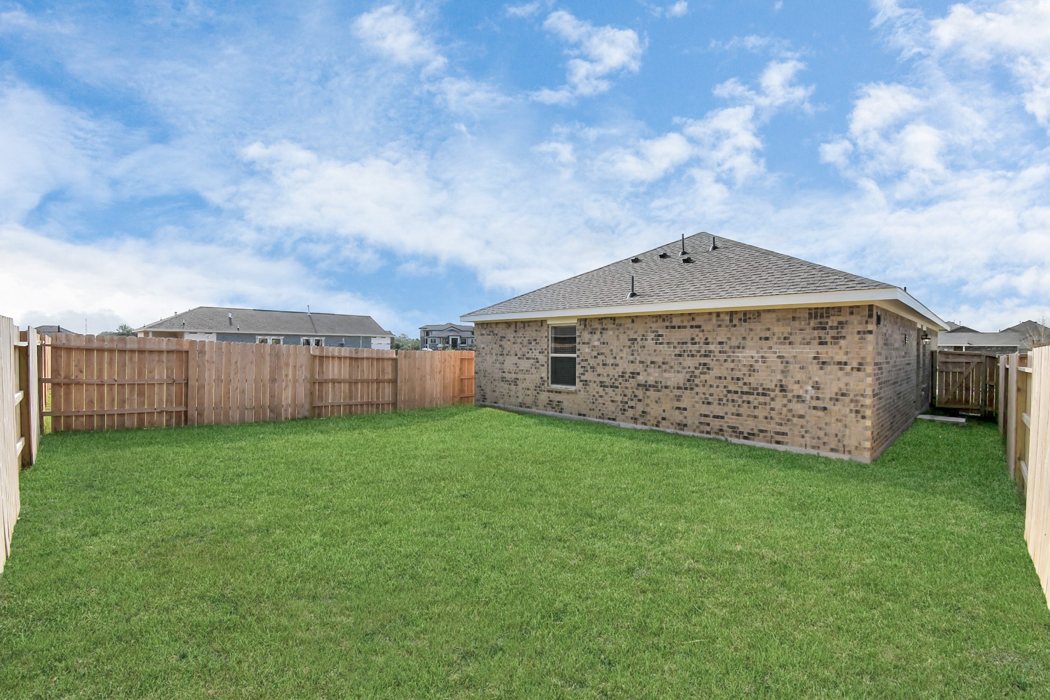 1615 Windrose Bend Property Photo 34