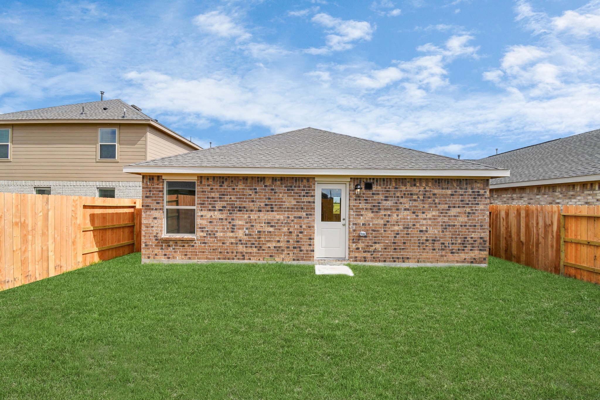 1615 Windrose Bend Property Photo 36
