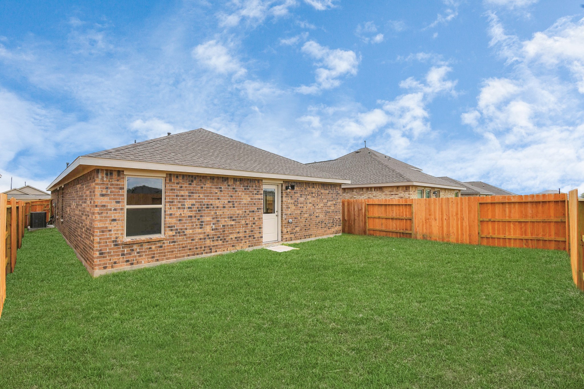 1615 Windrose Bend Property Photo 37