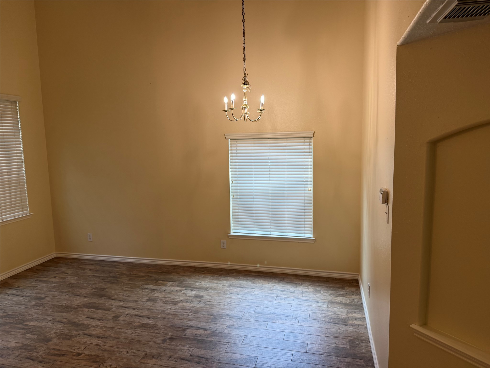 3031 Peerless Pass Ct Property Photo 9