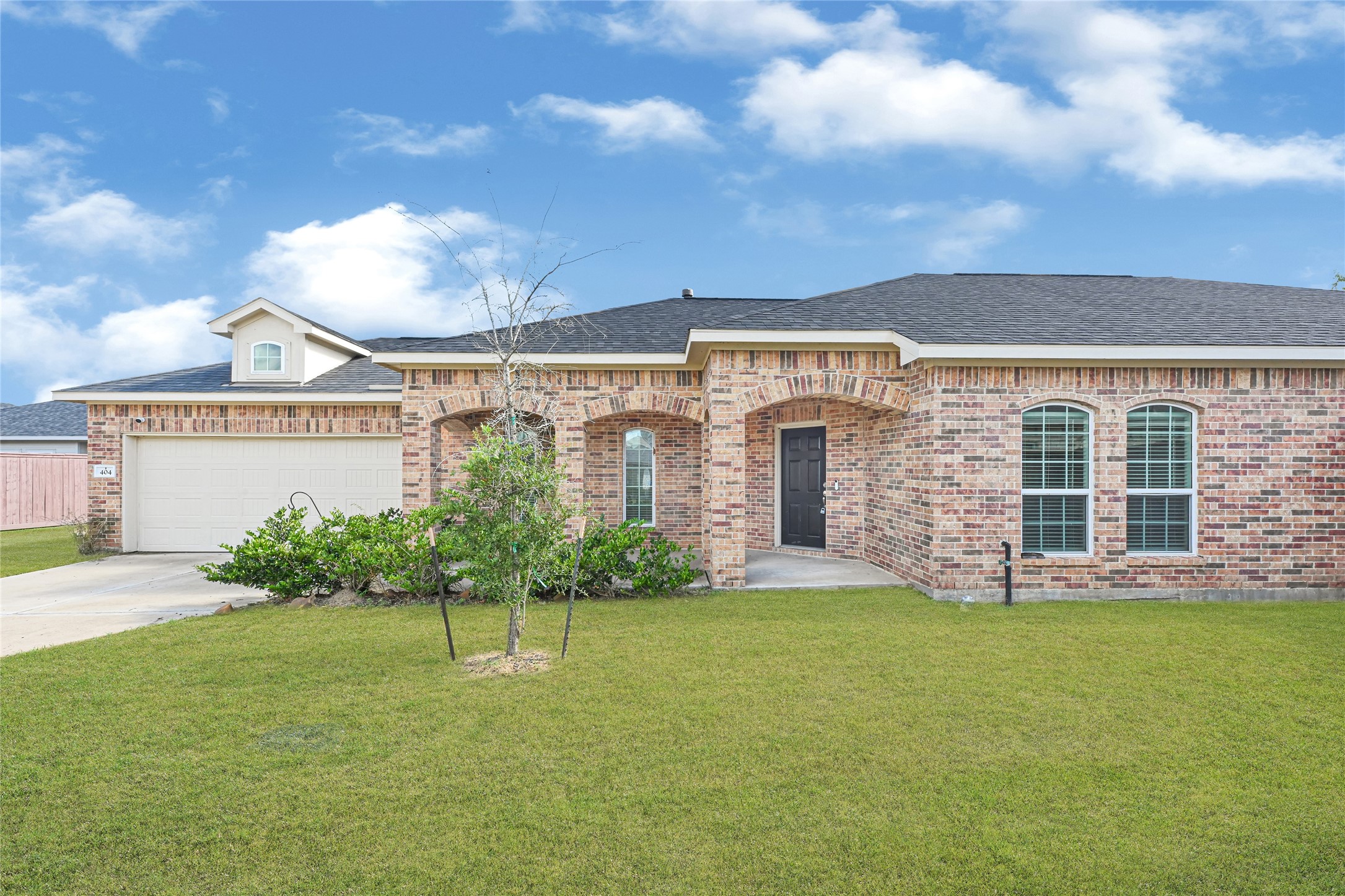 404 Flycatcher Court Property Photo 1