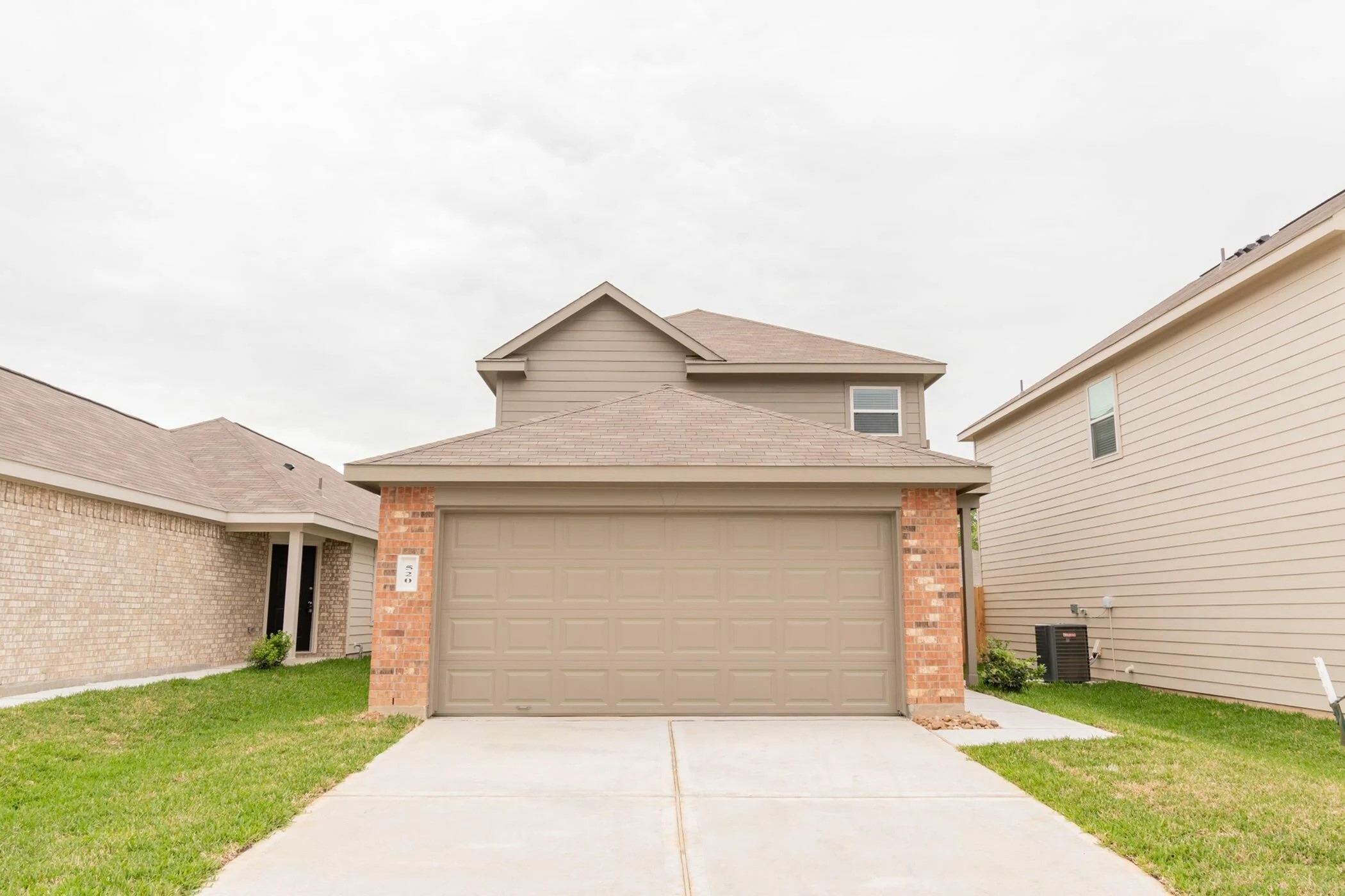 520 Meadow Park Lane Property Photo 1