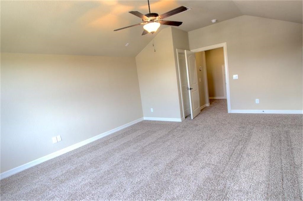 63 Silent Circle Drive Property Photo 10