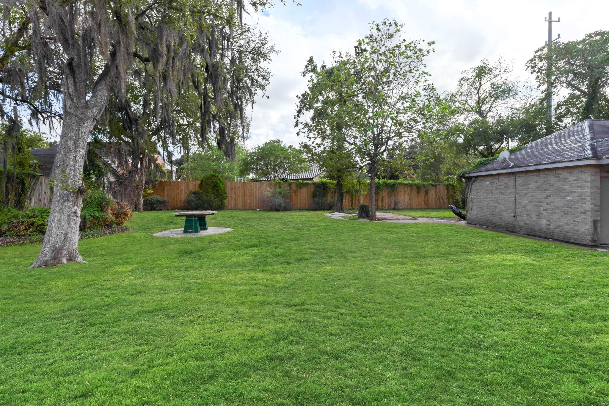 3620 S Macgregor Way Property Photo 20