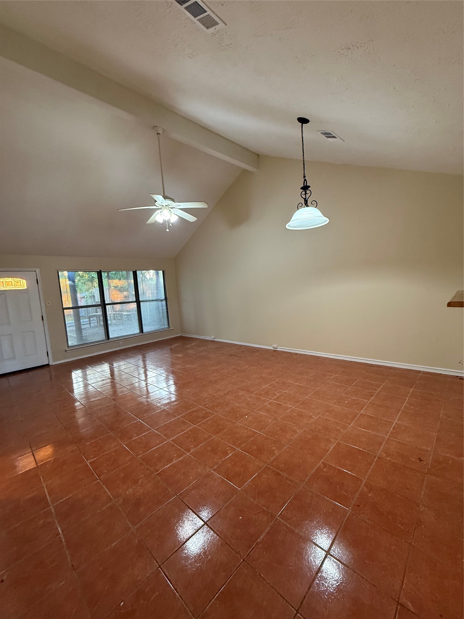 2211 Spring Dusk Lane Property Photo 3
