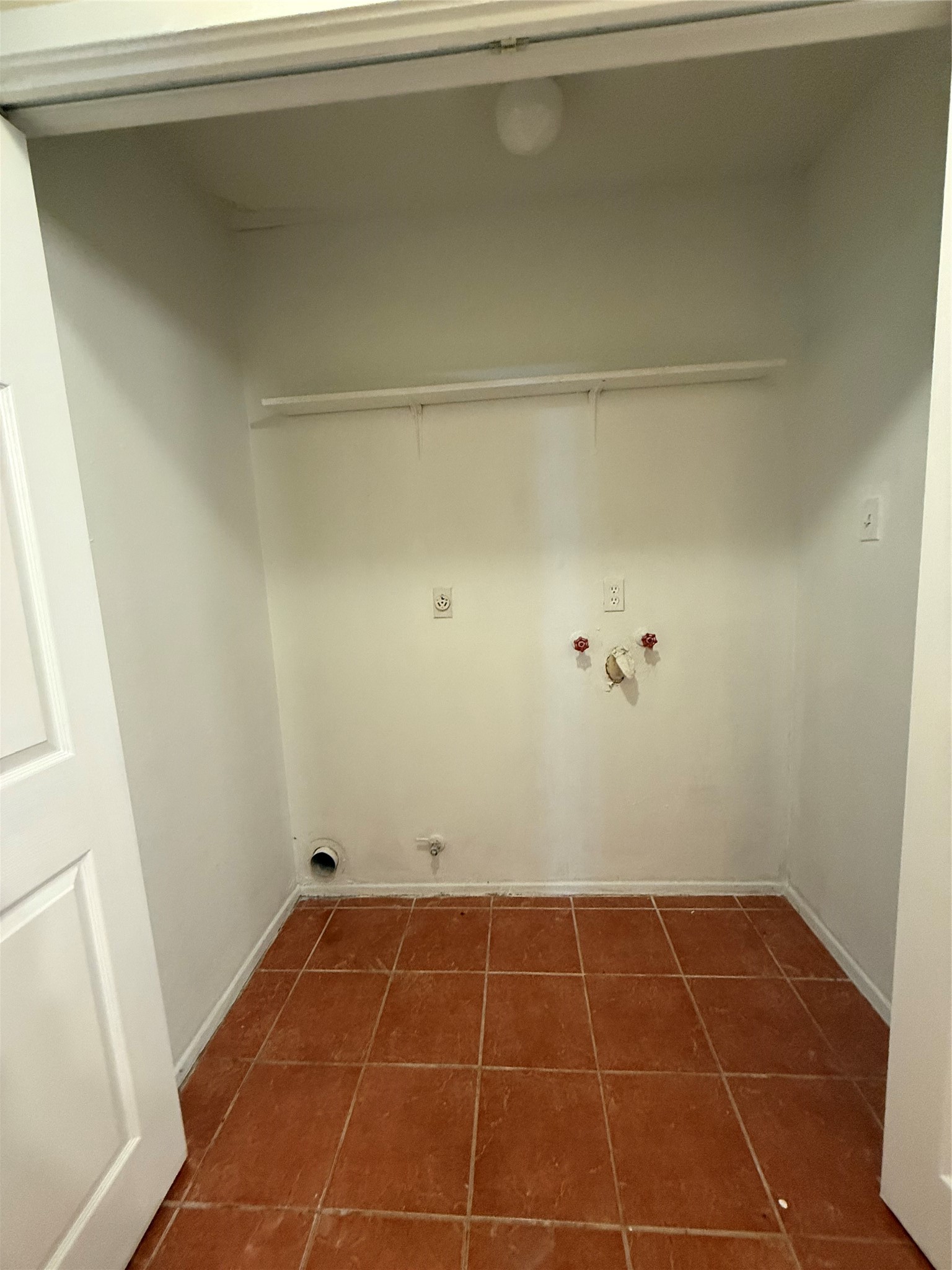 2211 Spring Dusk Lane Property Photo 8