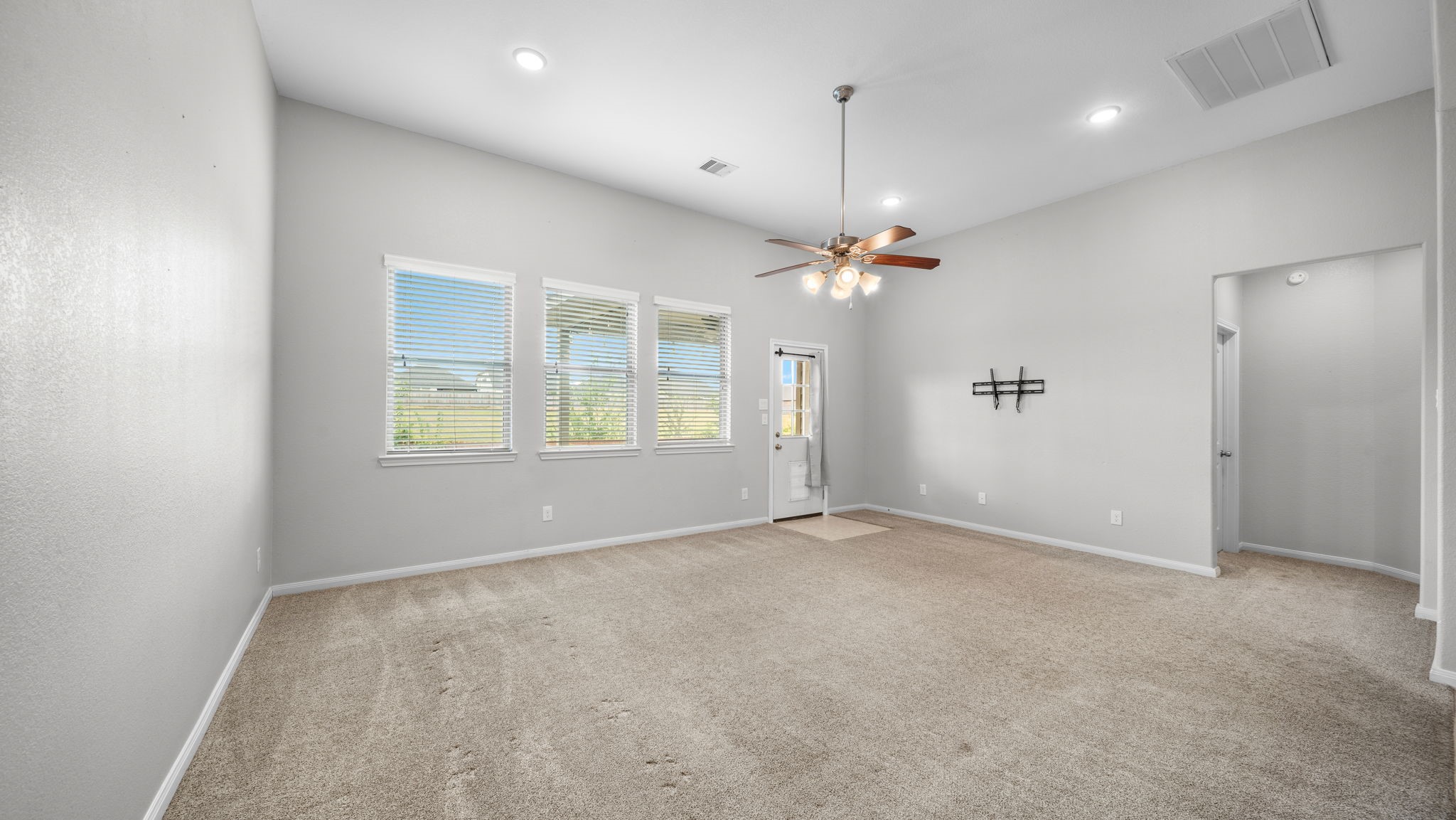450 Terra Vista Circle Property Photo 18