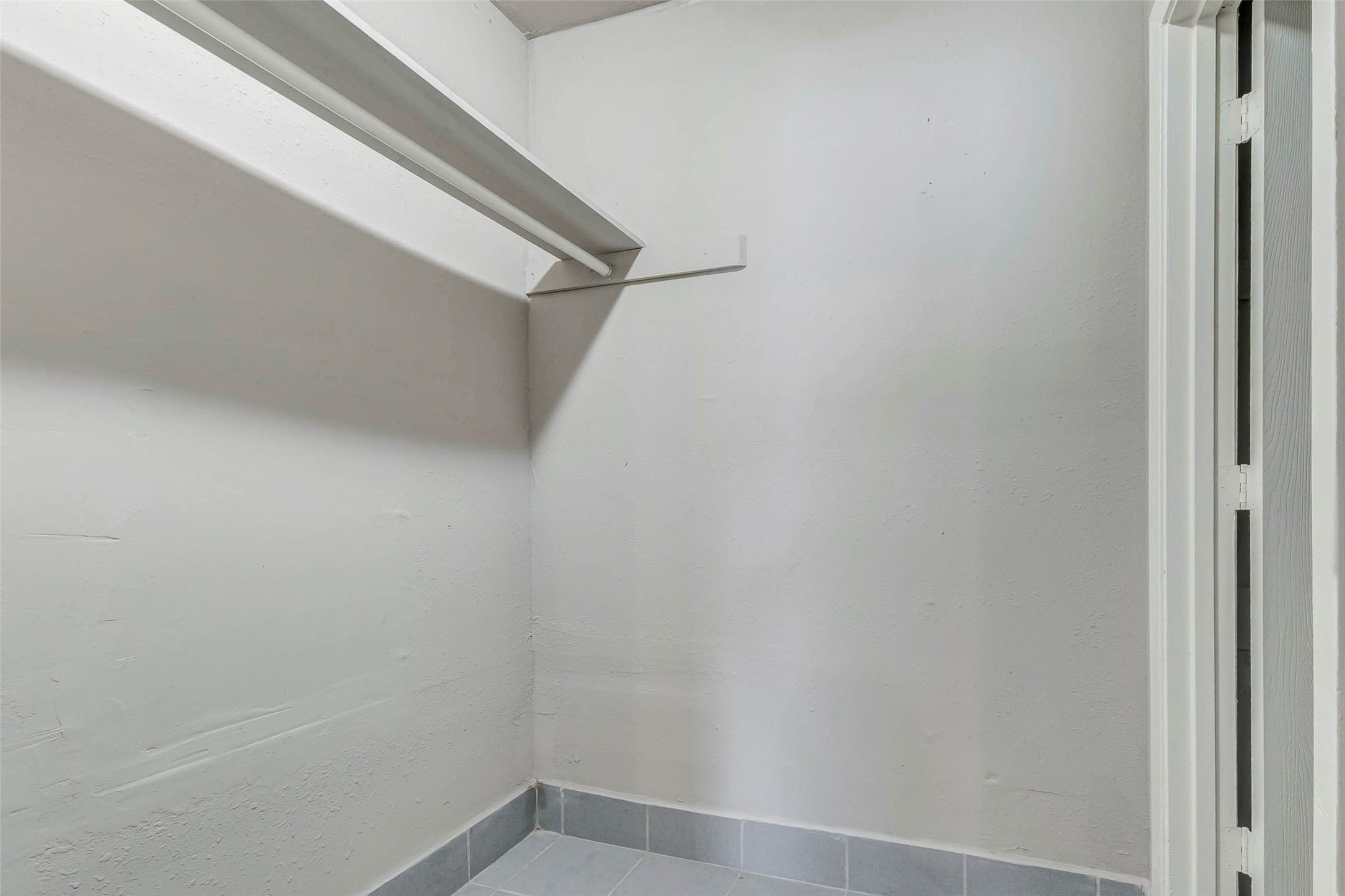 7302 England Street Property Photo 16