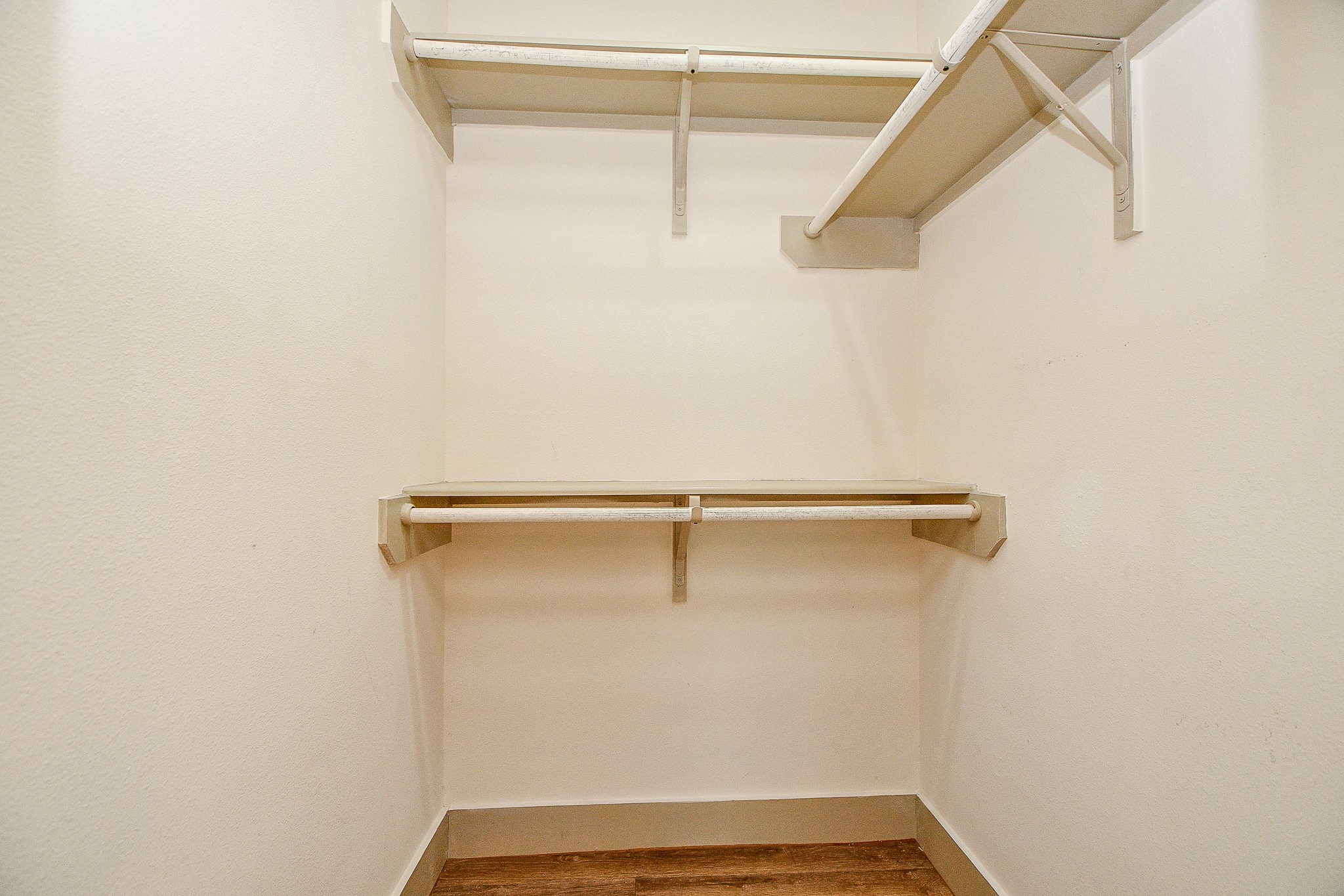 1009 Enid Street 3 Property Photo 15