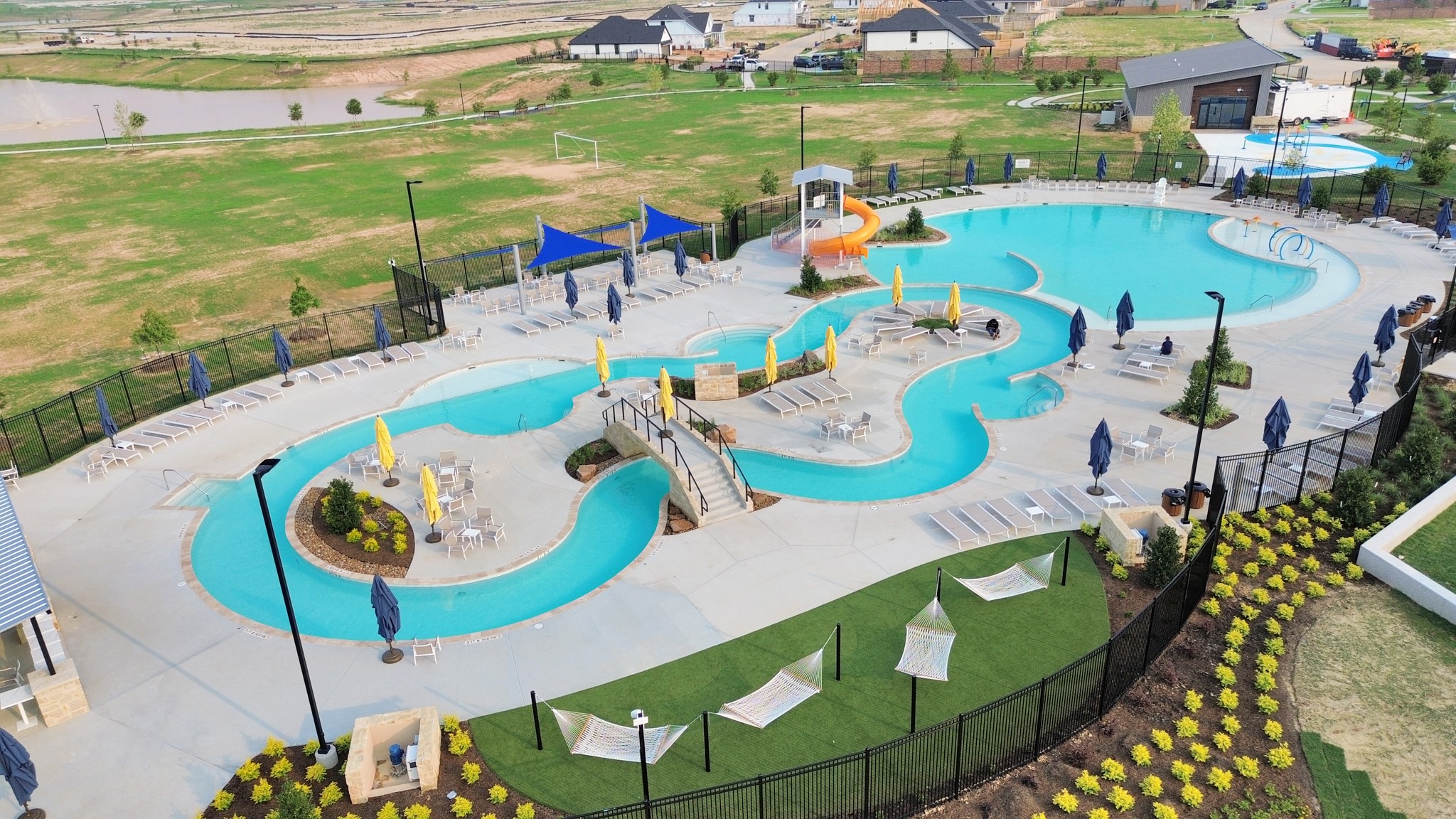 5611 Birchwood Glen Drive Property Photo 8