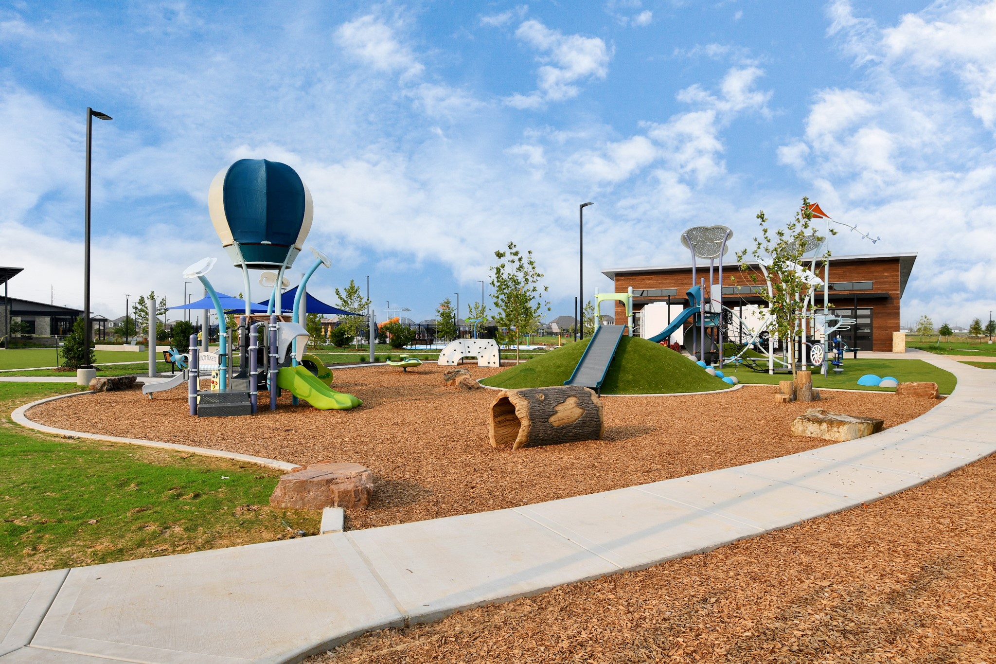 5611 Birchwood Glen Drive Property Photo 19