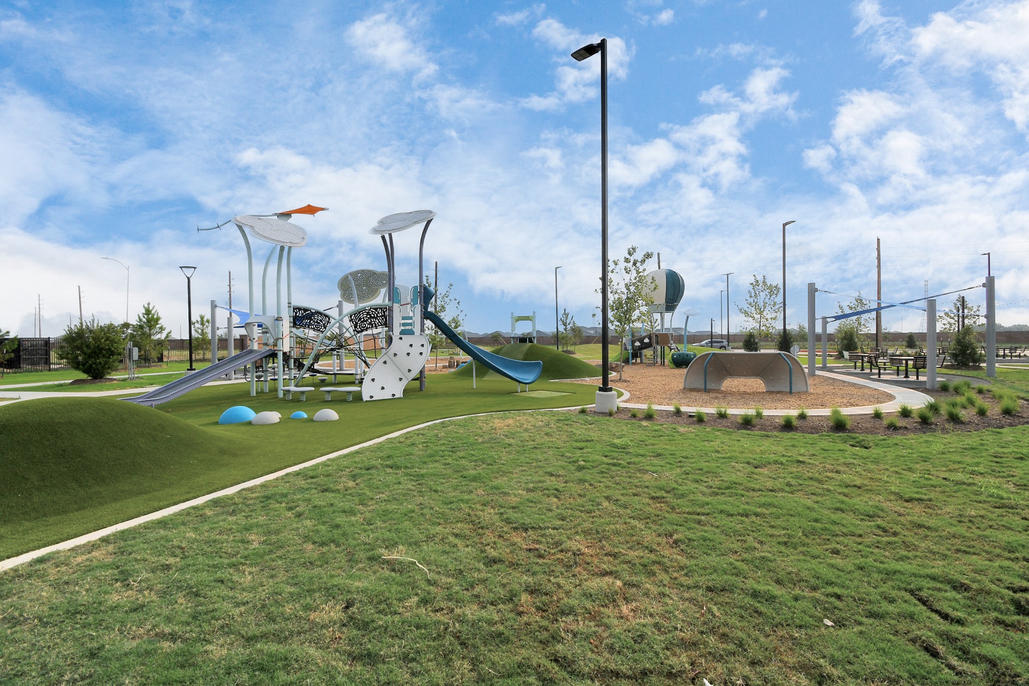 5611 Birchwood Glen Drive Property Photo 22