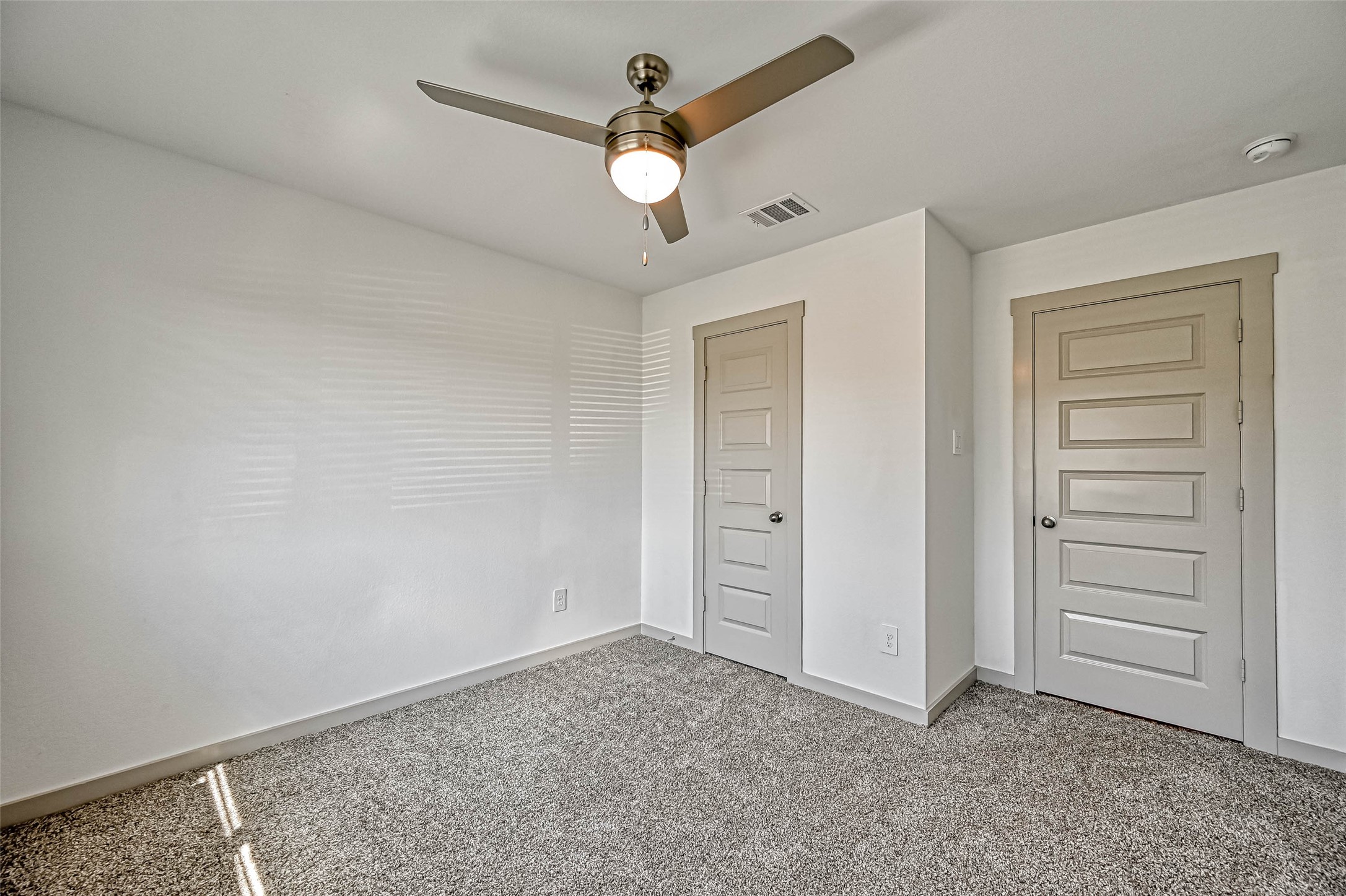 815 Dahlia Petal Dr Property Photo 26