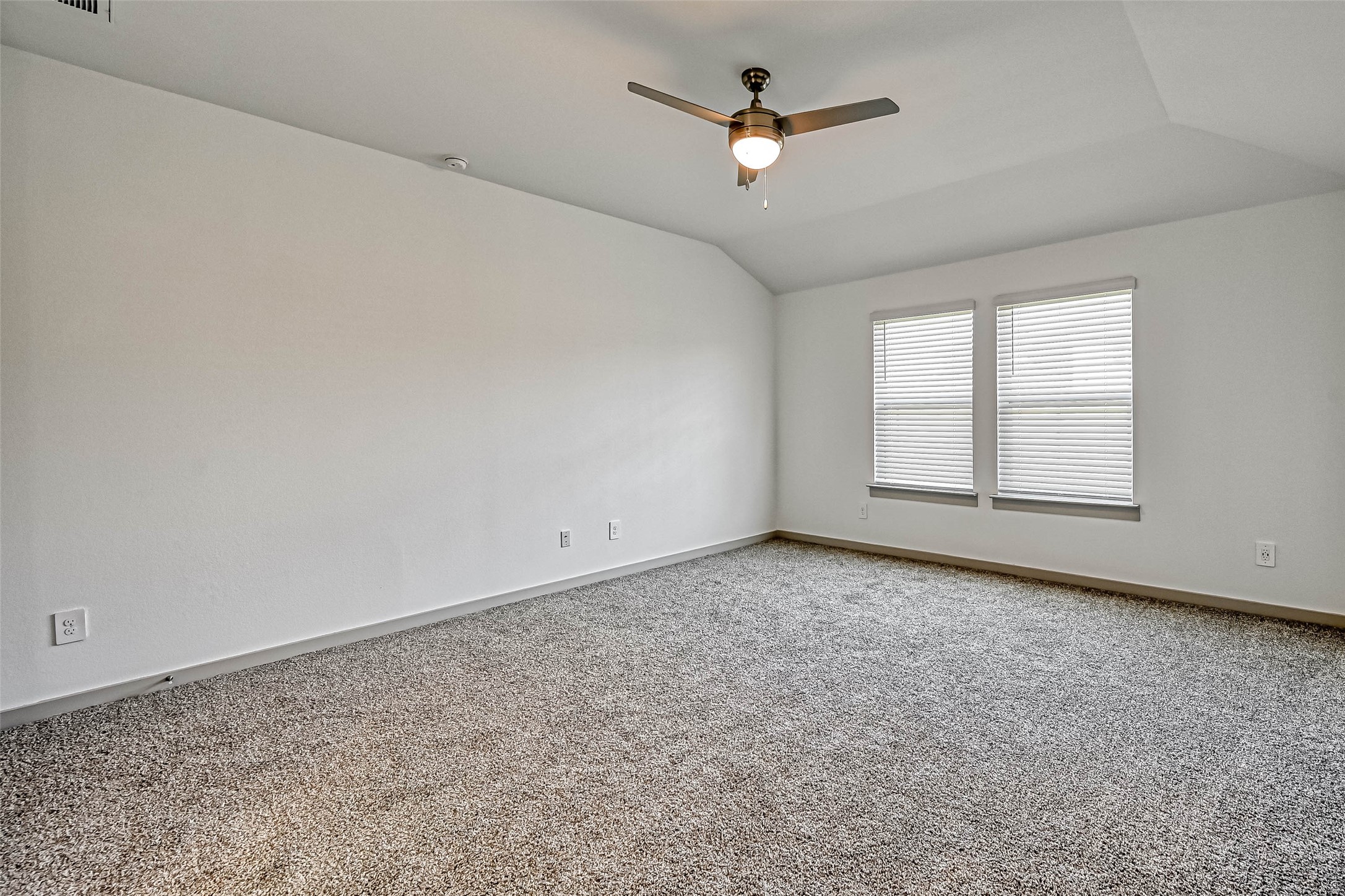 815 Dahlia Petal Dr Property Photo 30