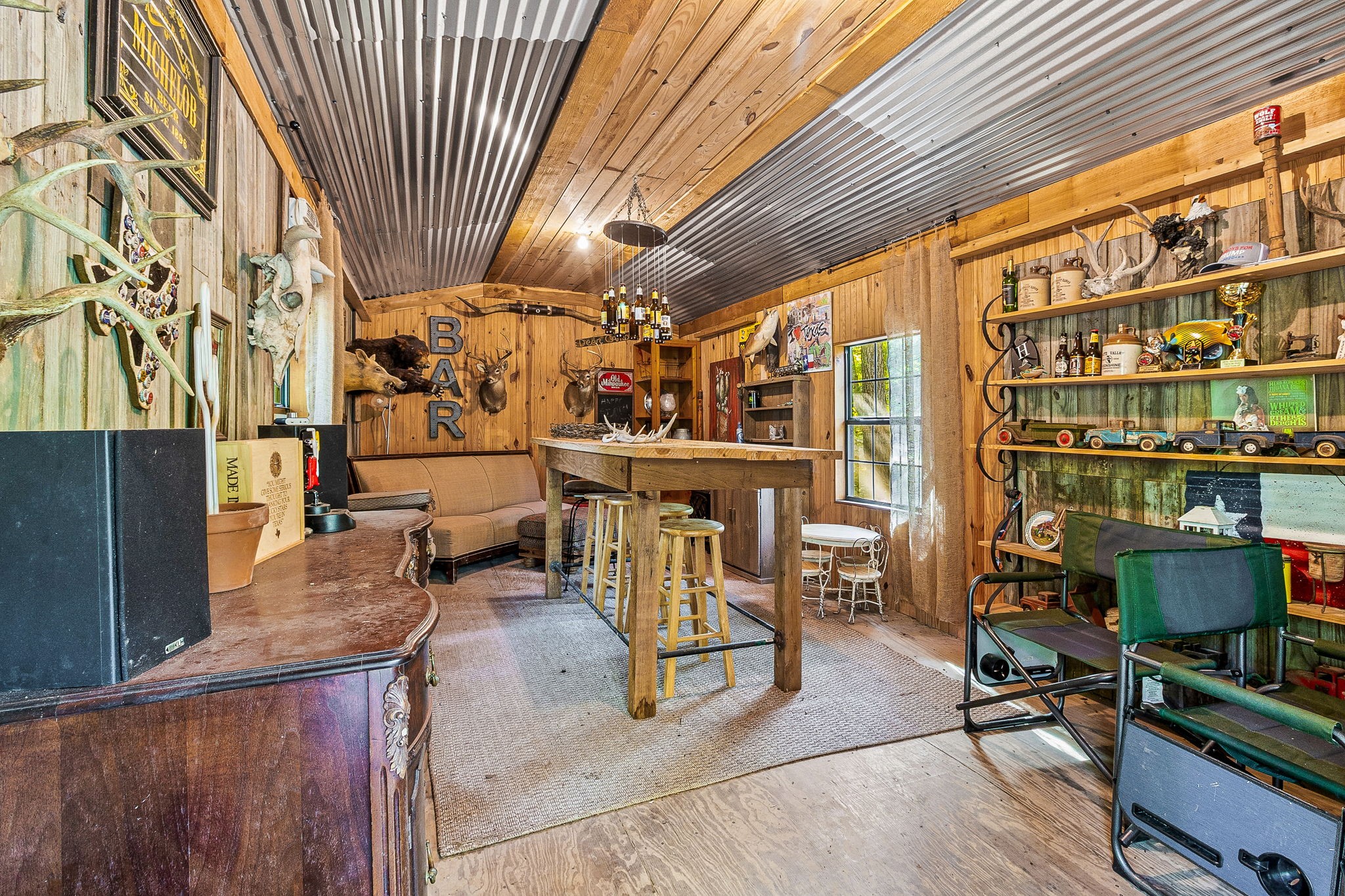 834 County Road Property Photo 43