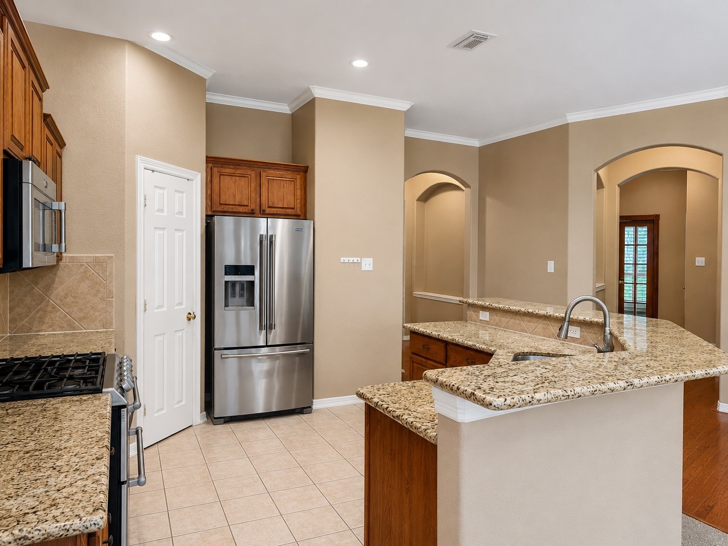 21427 Willow Glade Drive Property Photo 11