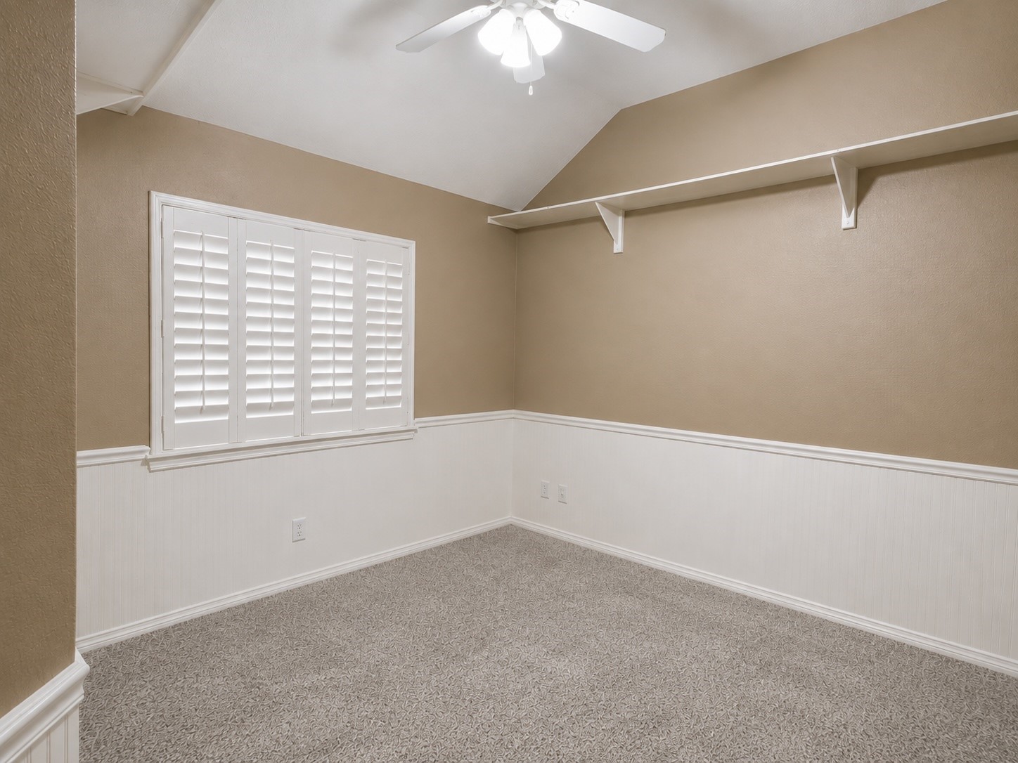 21427 Willow Glade Drive Property Photo 17