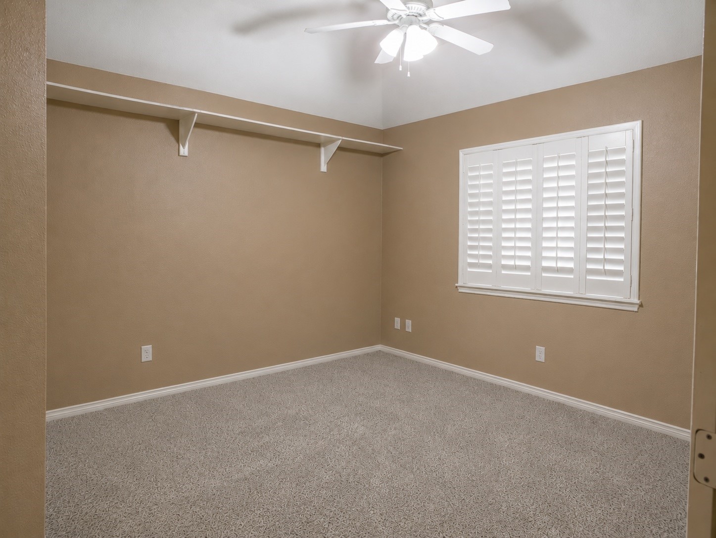 21427 Willow Glade Drive Property Photo 18