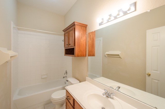 21427 Willow Glade Drive Property Photo 19