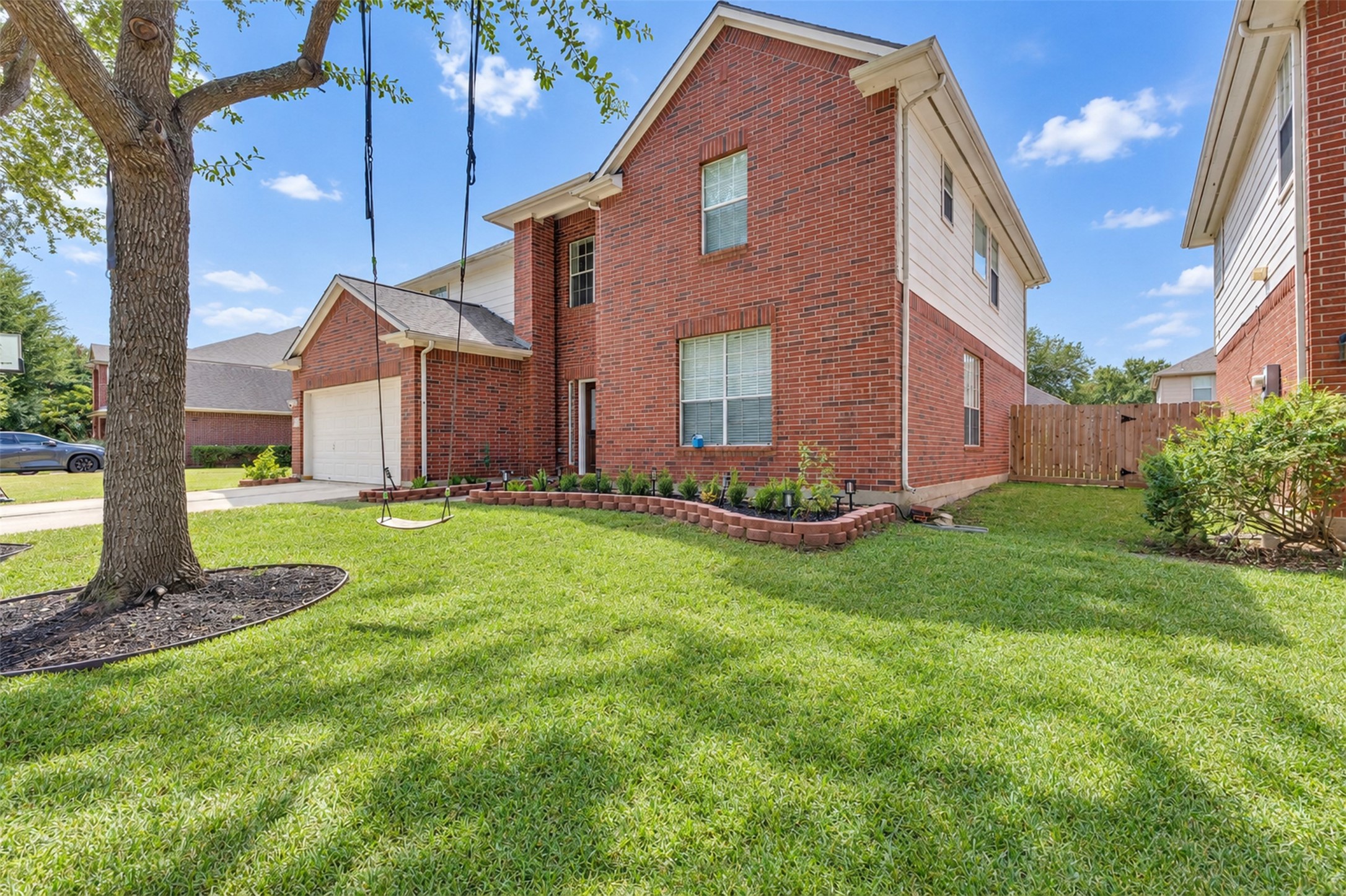 5406 Linden Grove Court Property Photo 3