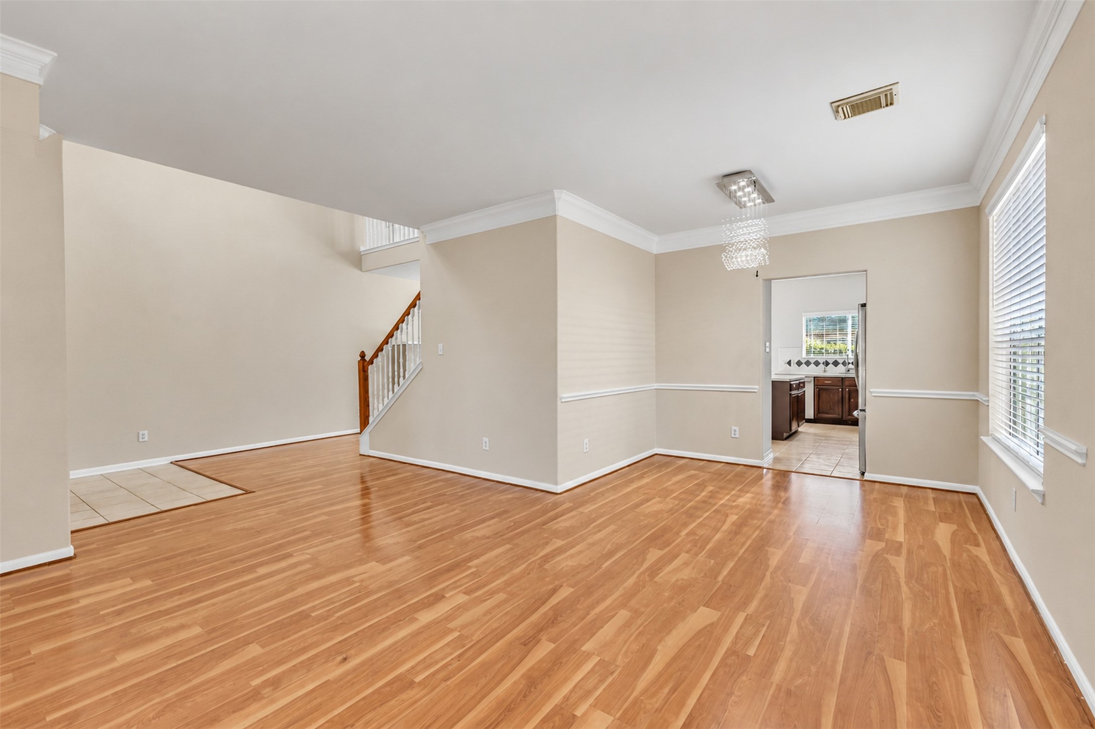 5406 Linden Grove Court Property Photo 12