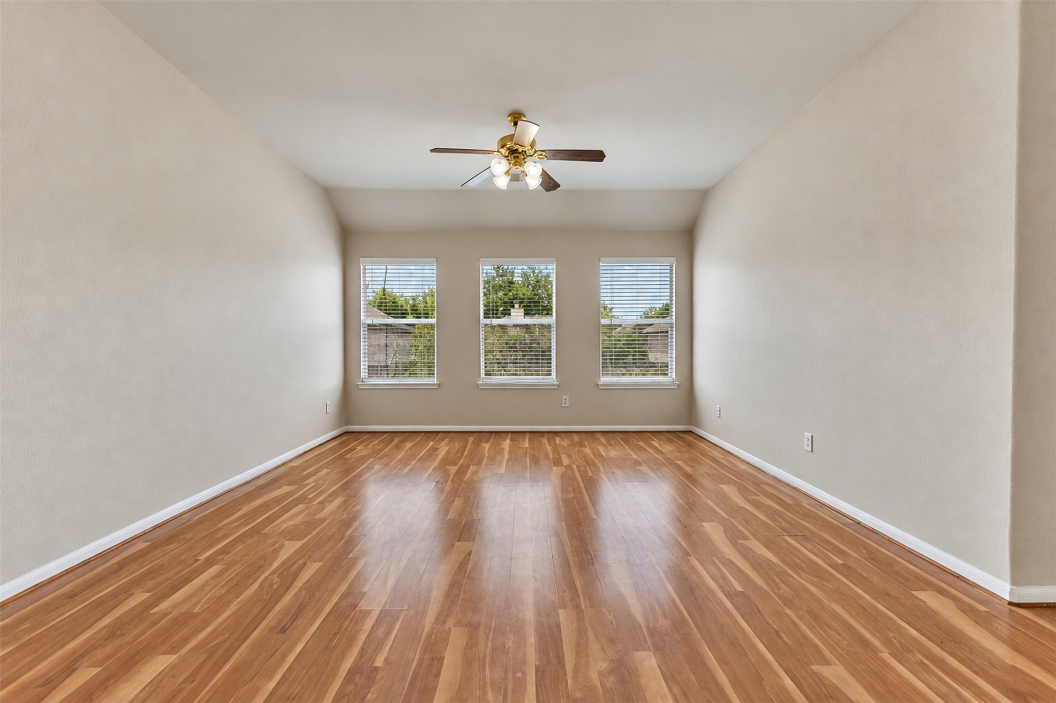 5406 Linden Grove Court Property Photo 32