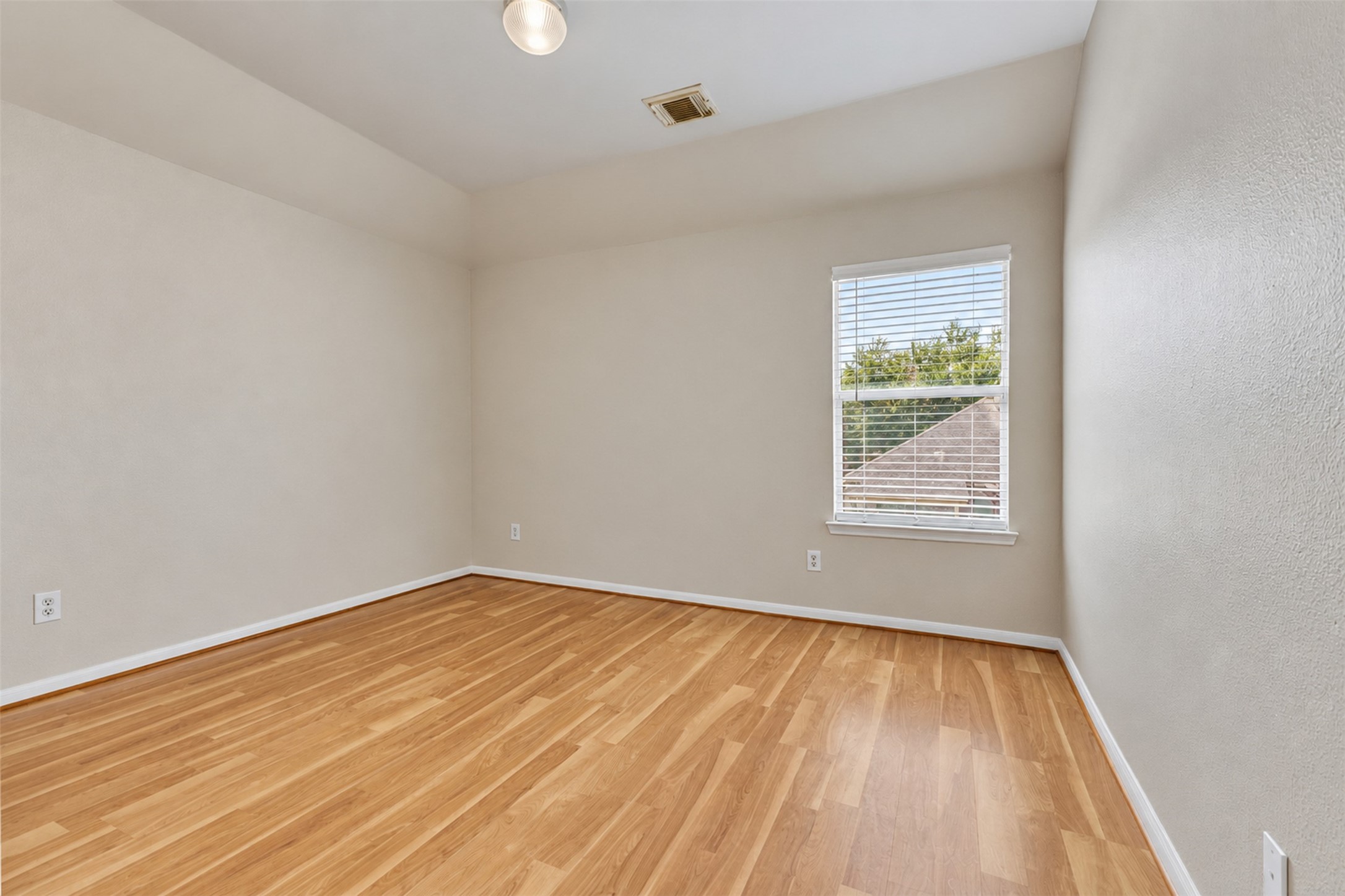 5406 Linden Grove Court Property Photo 43