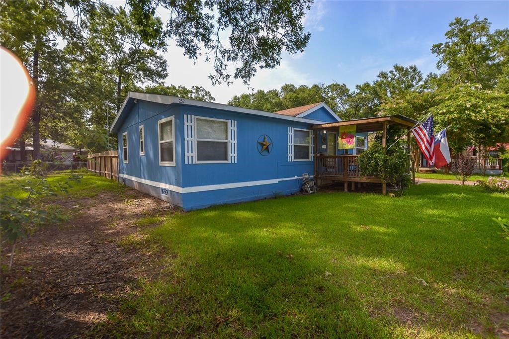 253 Windwood Drive Property Photo 1