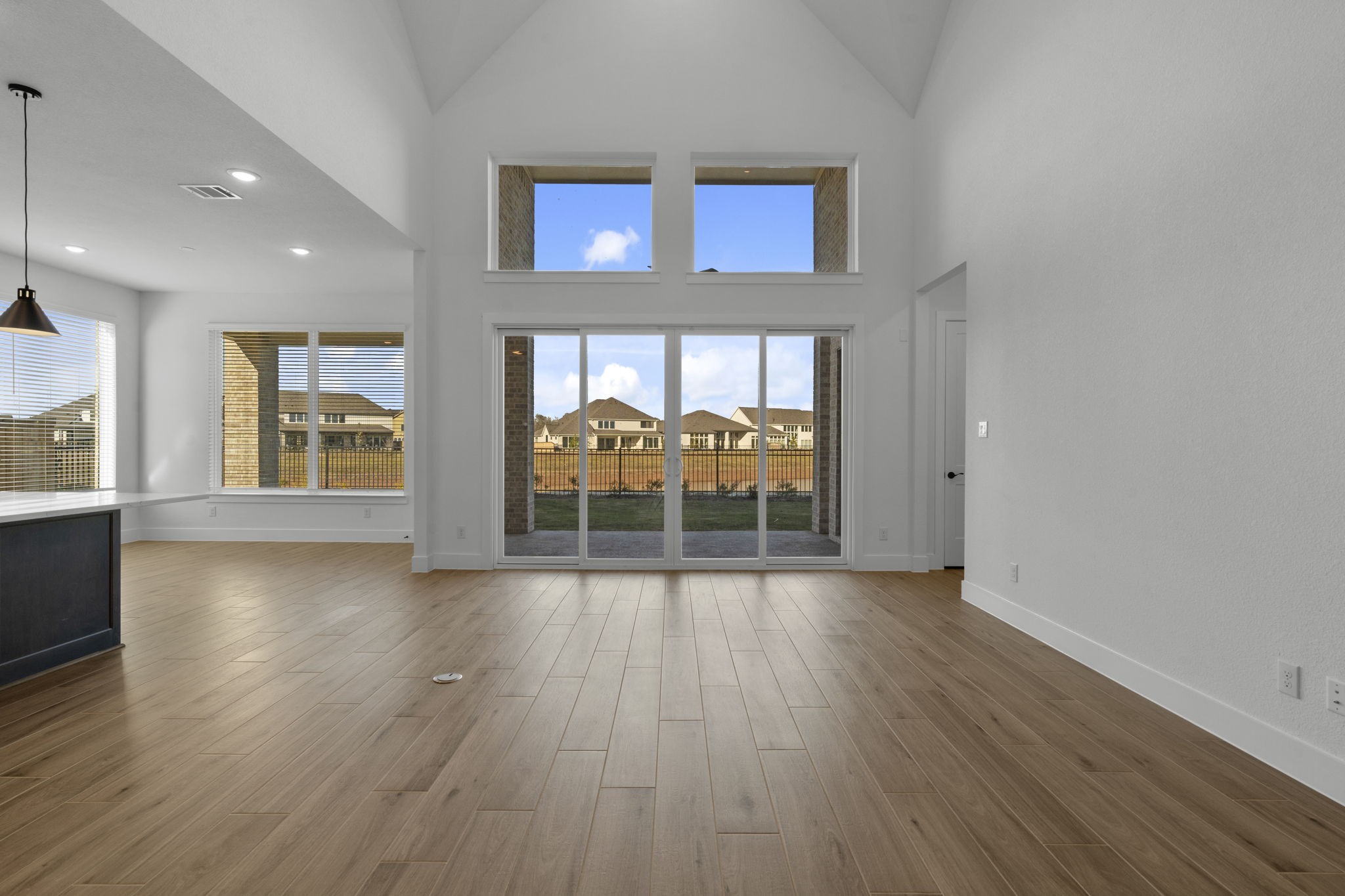 32429 Forktail Lake Drive Property Photo 5