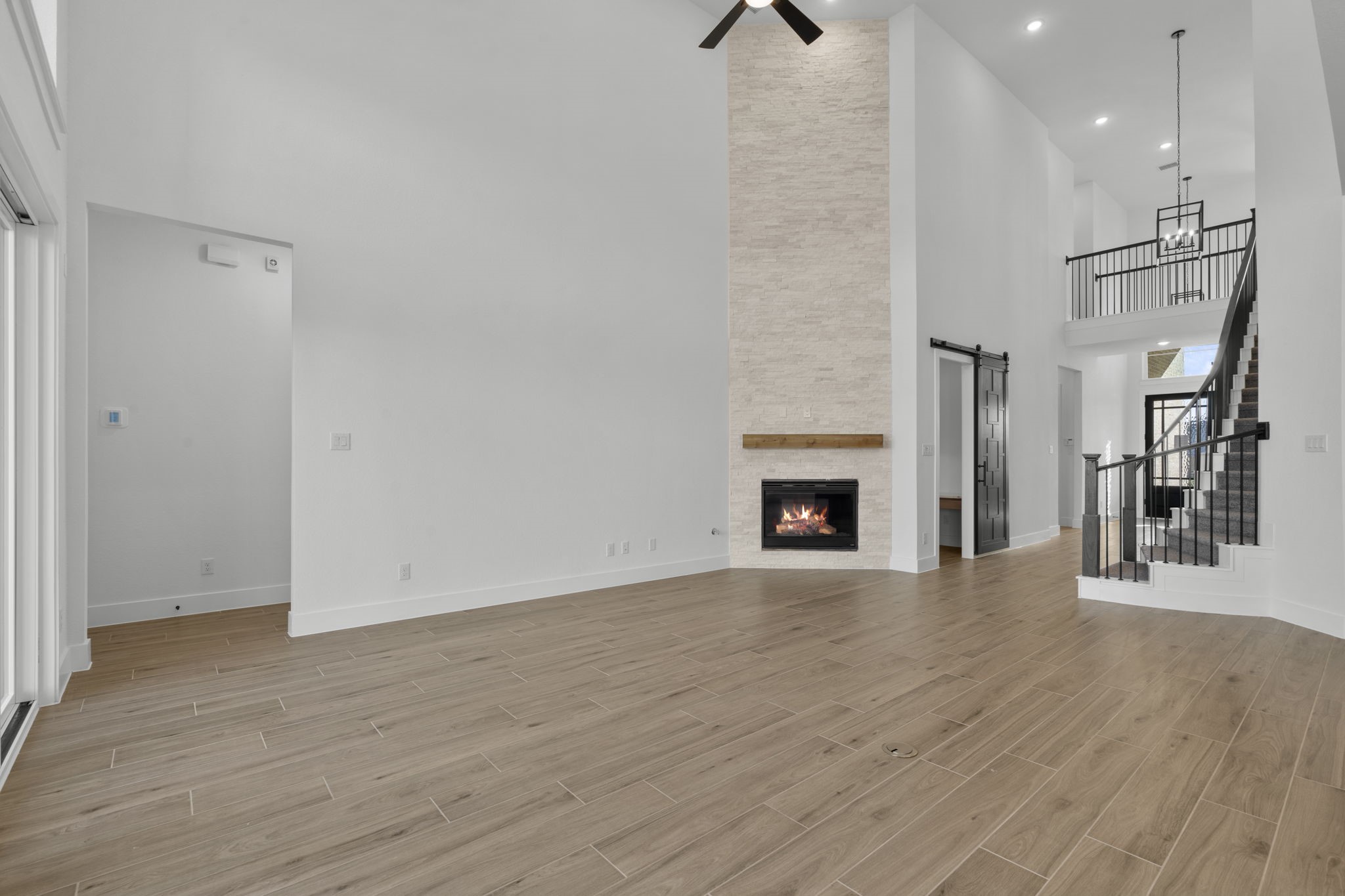 32429 Forktail Lake Drive Property Photo 7