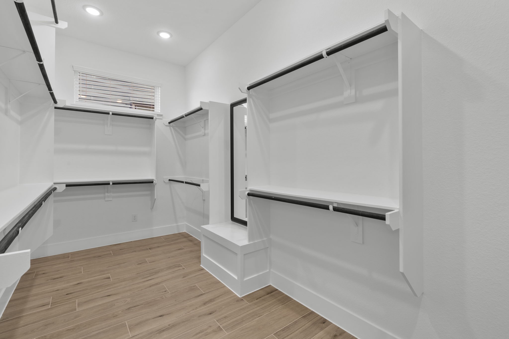32429 Forktail Lake Drive Property Photo 19