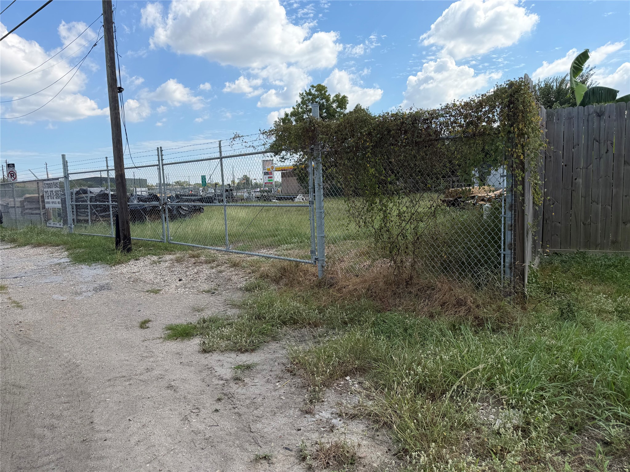 9802 Galveston Road Property Photo 2