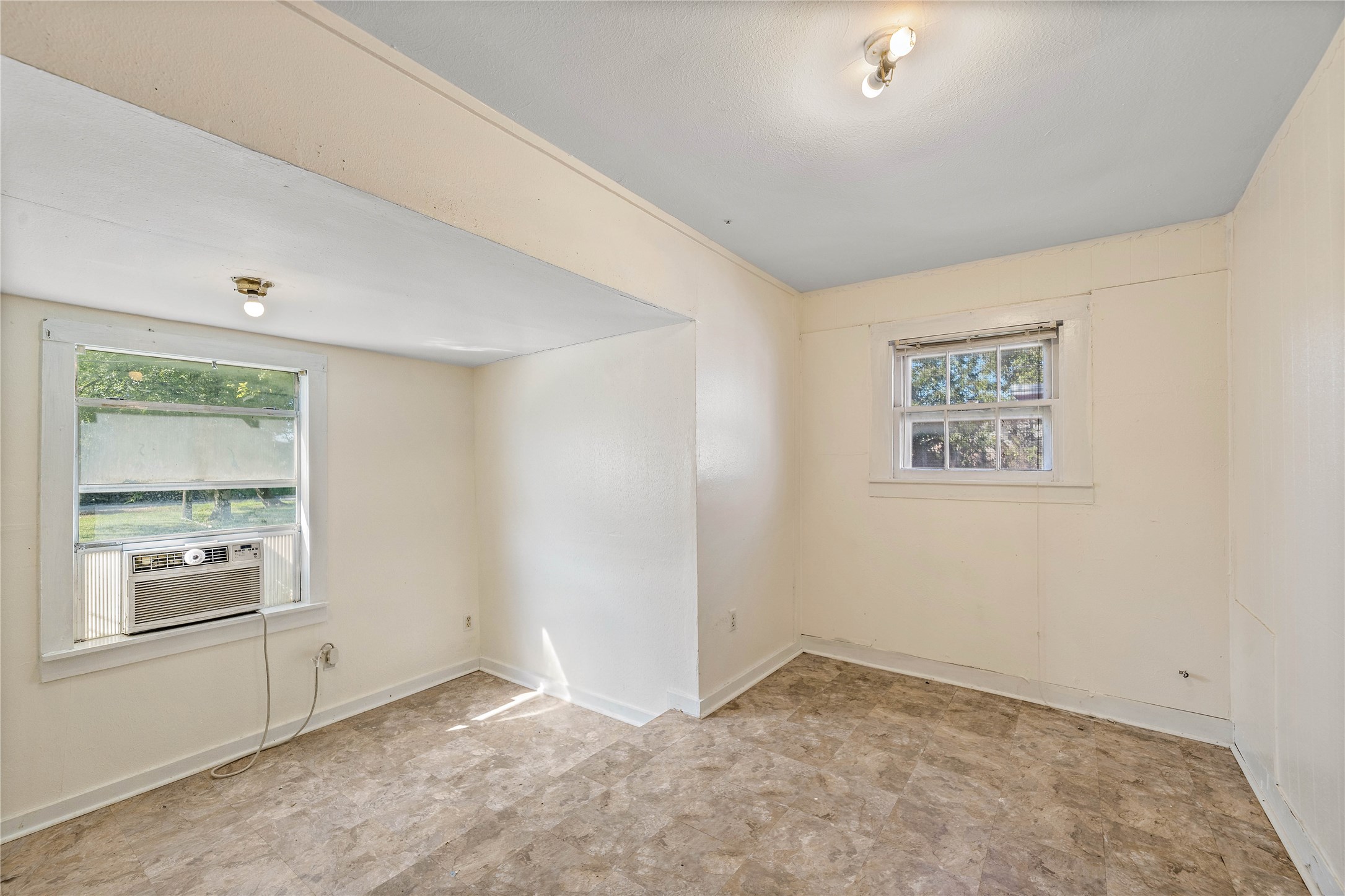 925 4th Avenue N Property Photo 12
