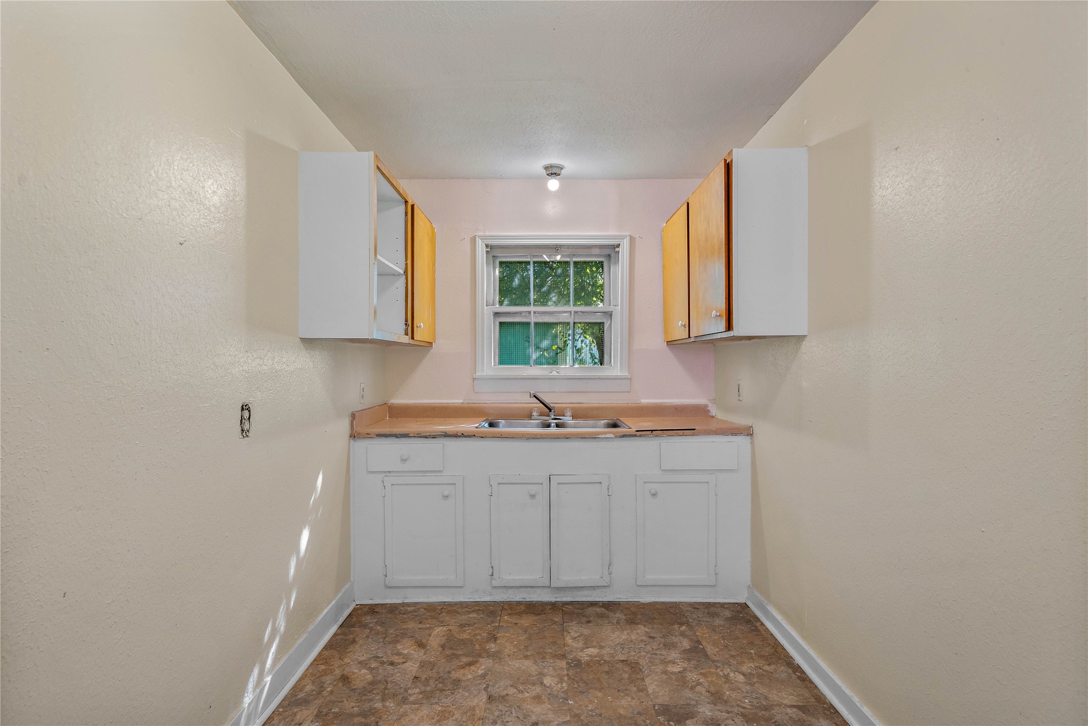 925 4th Avenue N Property Photo 13
