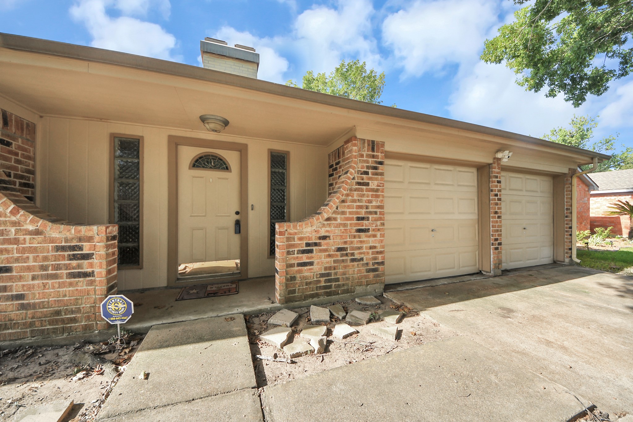 22811 Elkana Deane Lane Property Photo 4