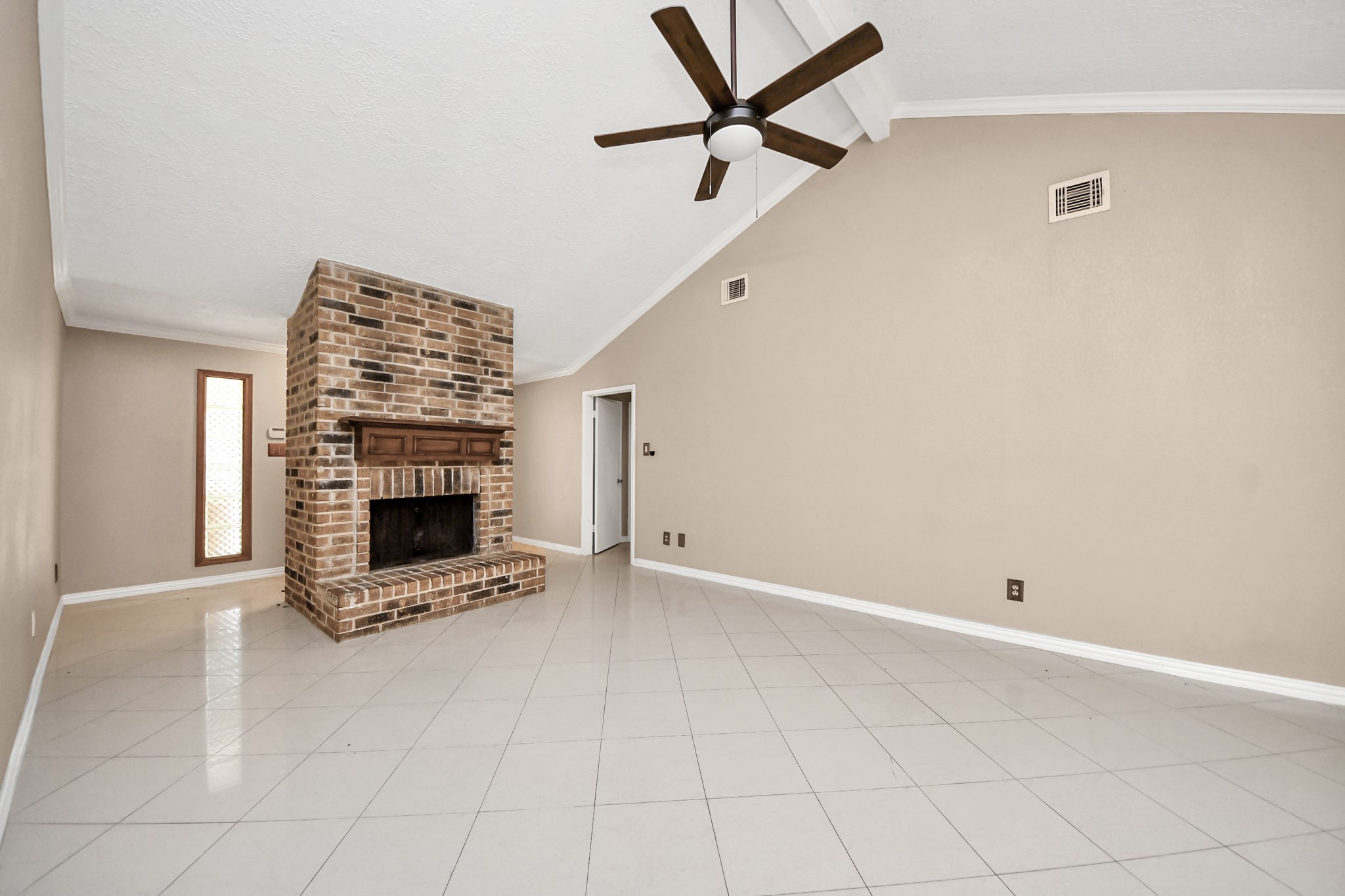 22811 Elkana Deane Lane Property Photo 5