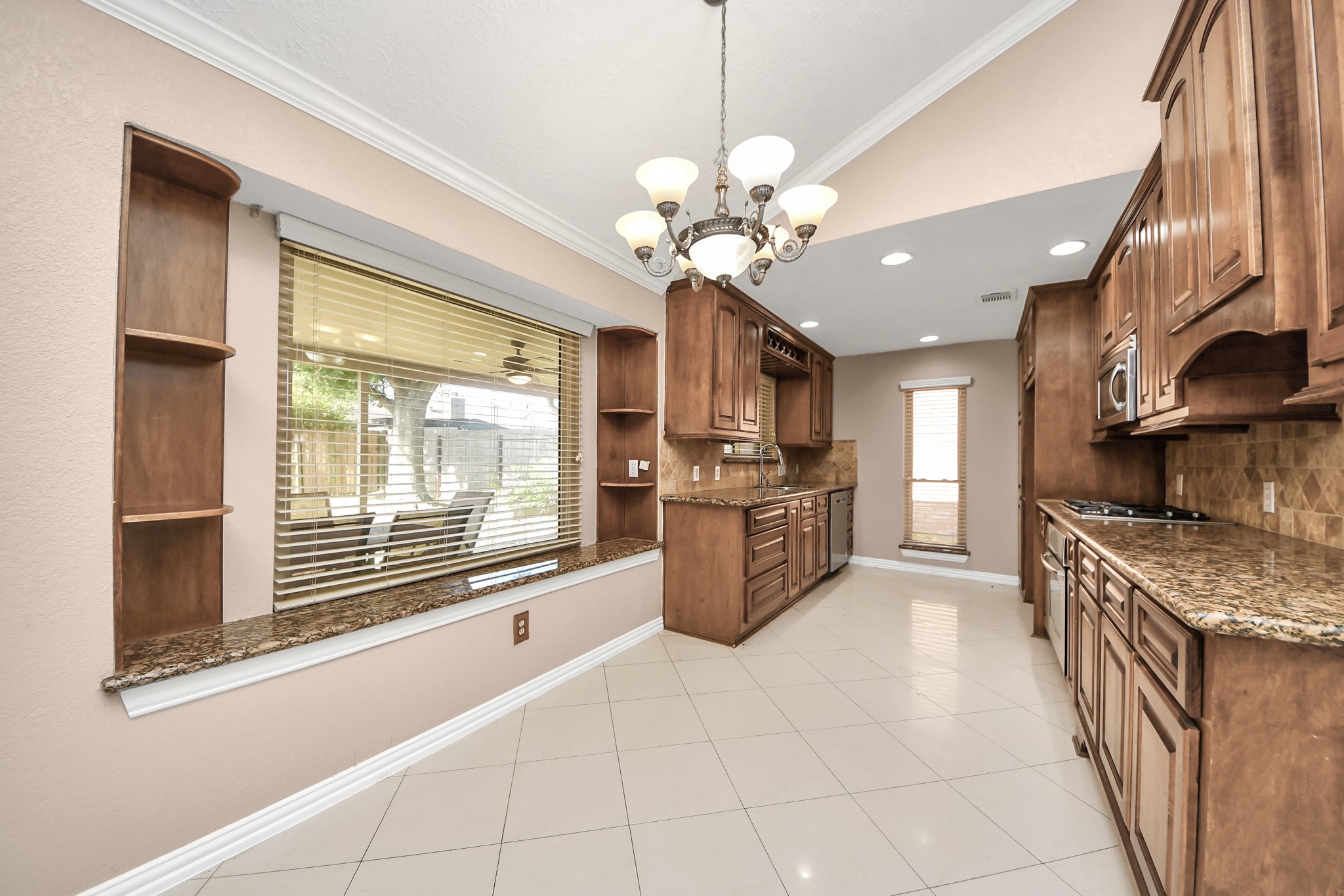 22811 Elkana Deane Lane Property Photo 11
