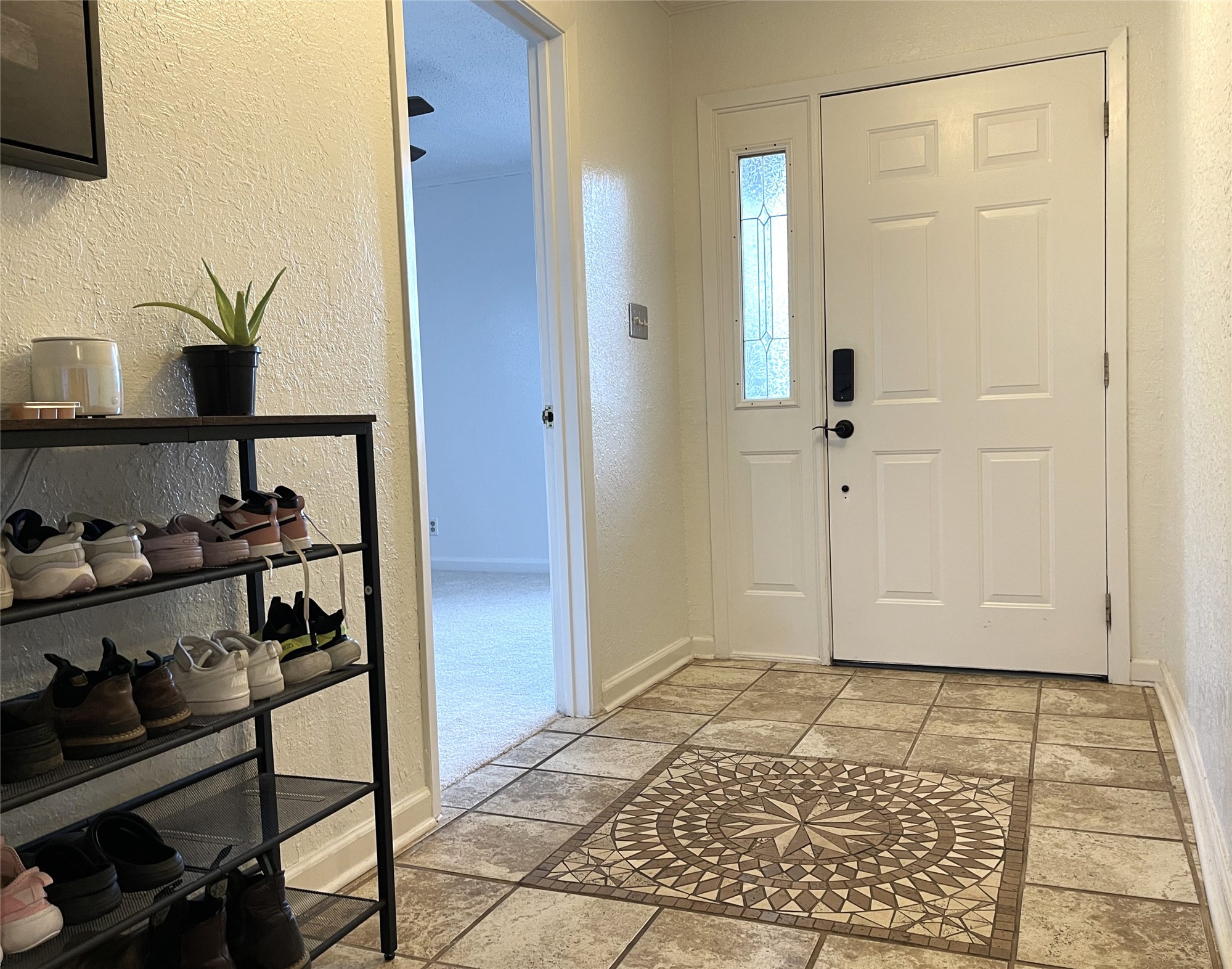 3 Circle Drive Property Photo 5