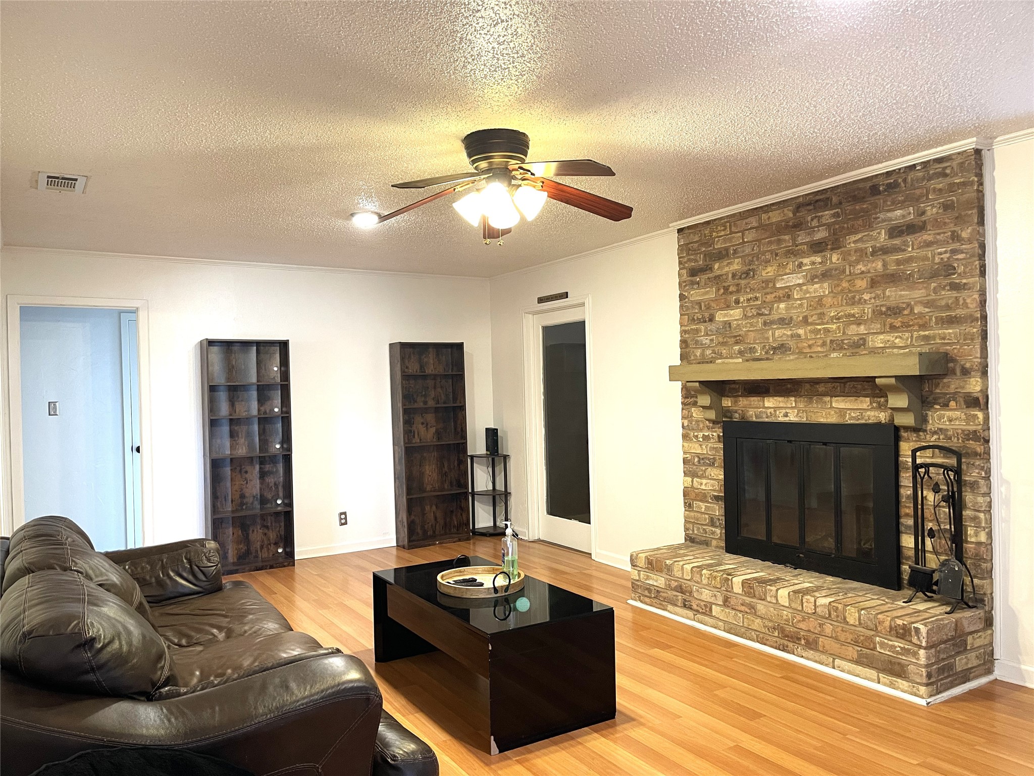 3 Circle Drive Property Photo 6