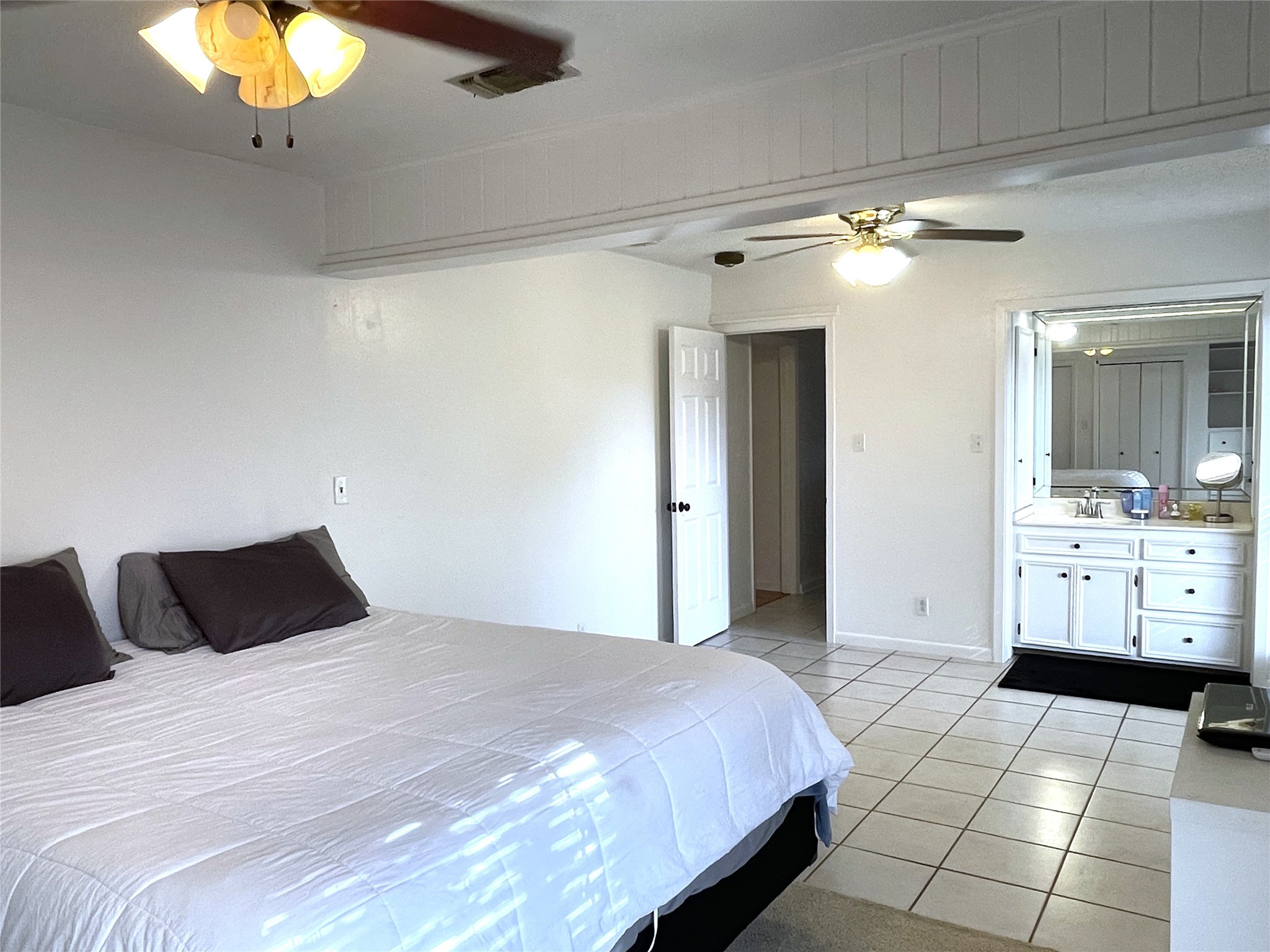 3 Circle Drive Property Photo 17