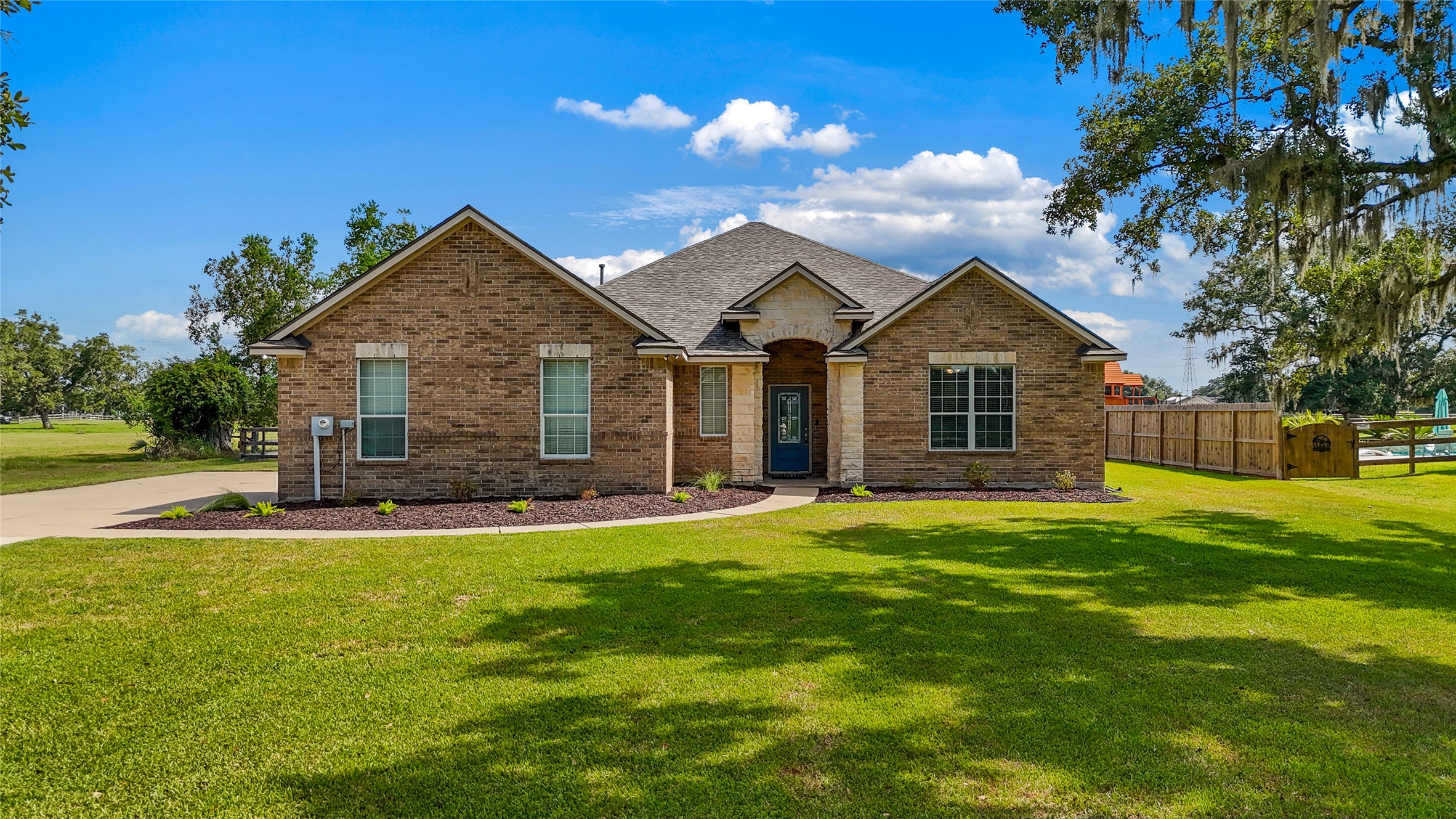 1132 Quarter Horse Trail Property Photo 1